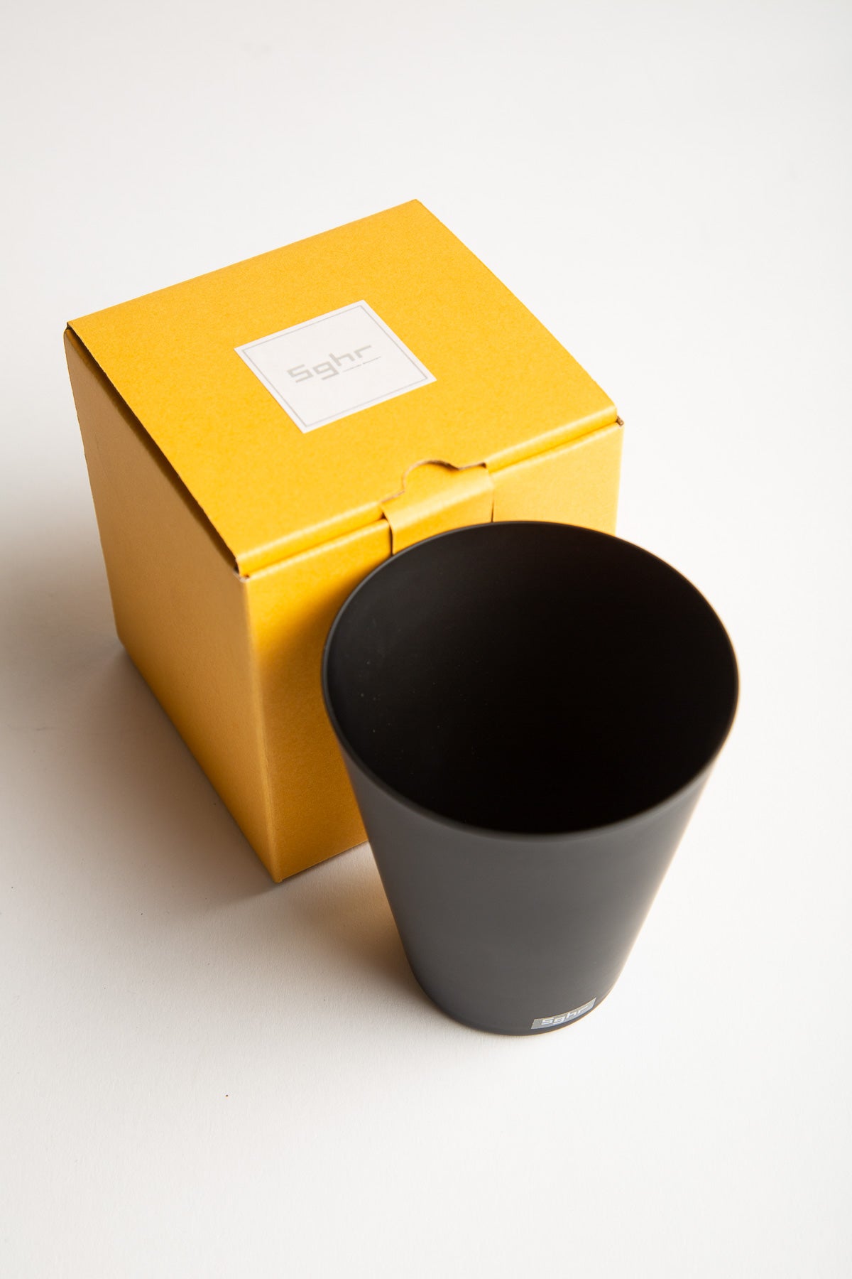 MAXFIELD PRIVATE COLLECTION | SET OF 4 LARGE TUMBLERS