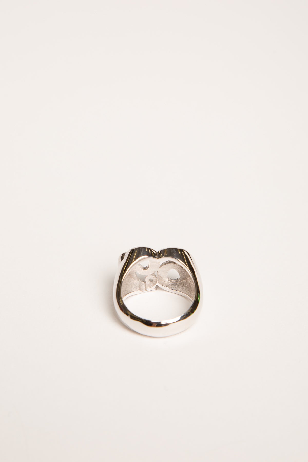 CHEMIST | WHITE GOLD L FACE 69 RING