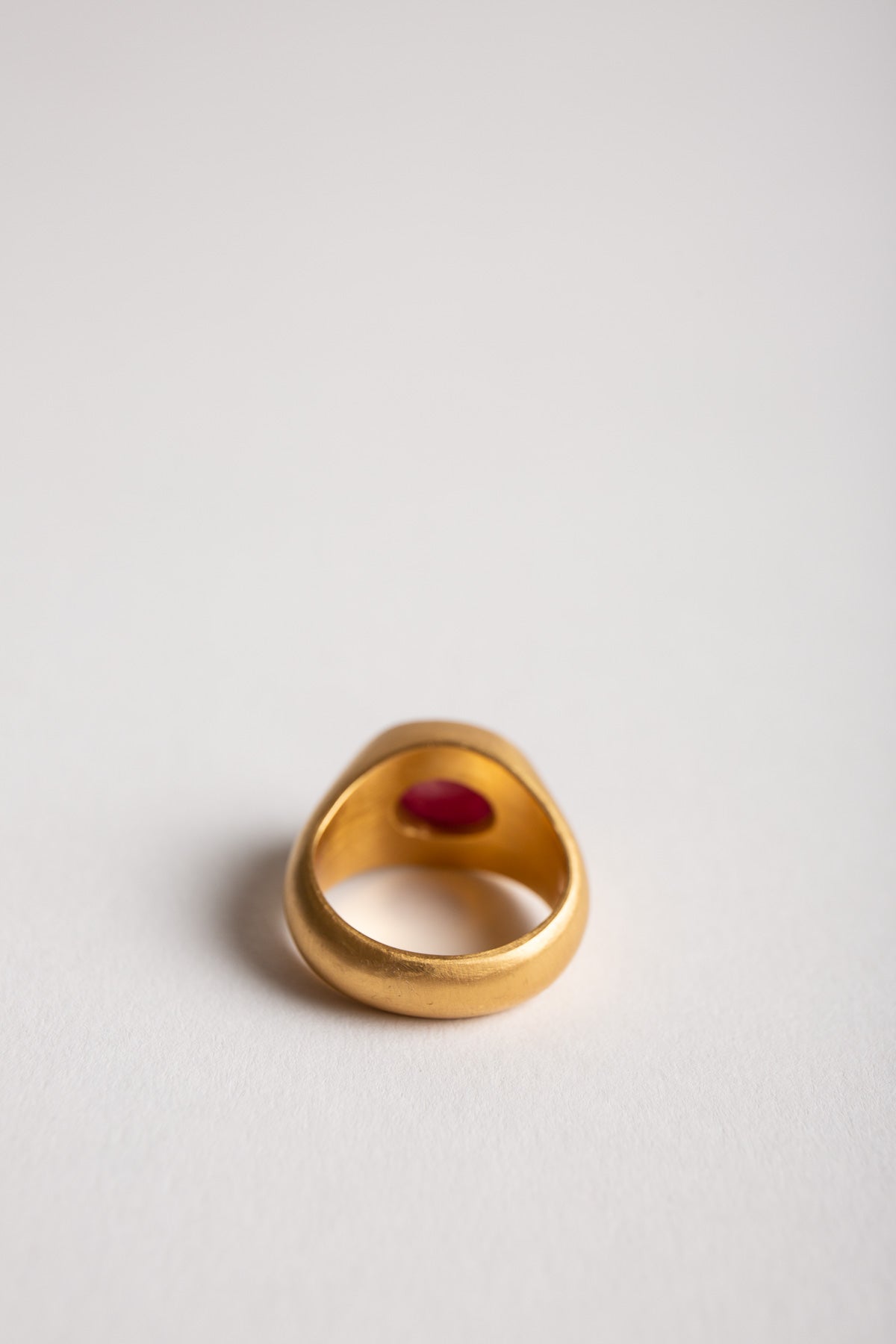 ELI HALILI | 22K OVAL RUBY RING - MAXFIELD LA