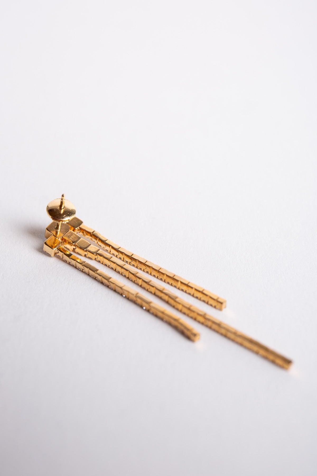 SOPHIE BILLE BRAHE | RIVER DIAMOND EARRING