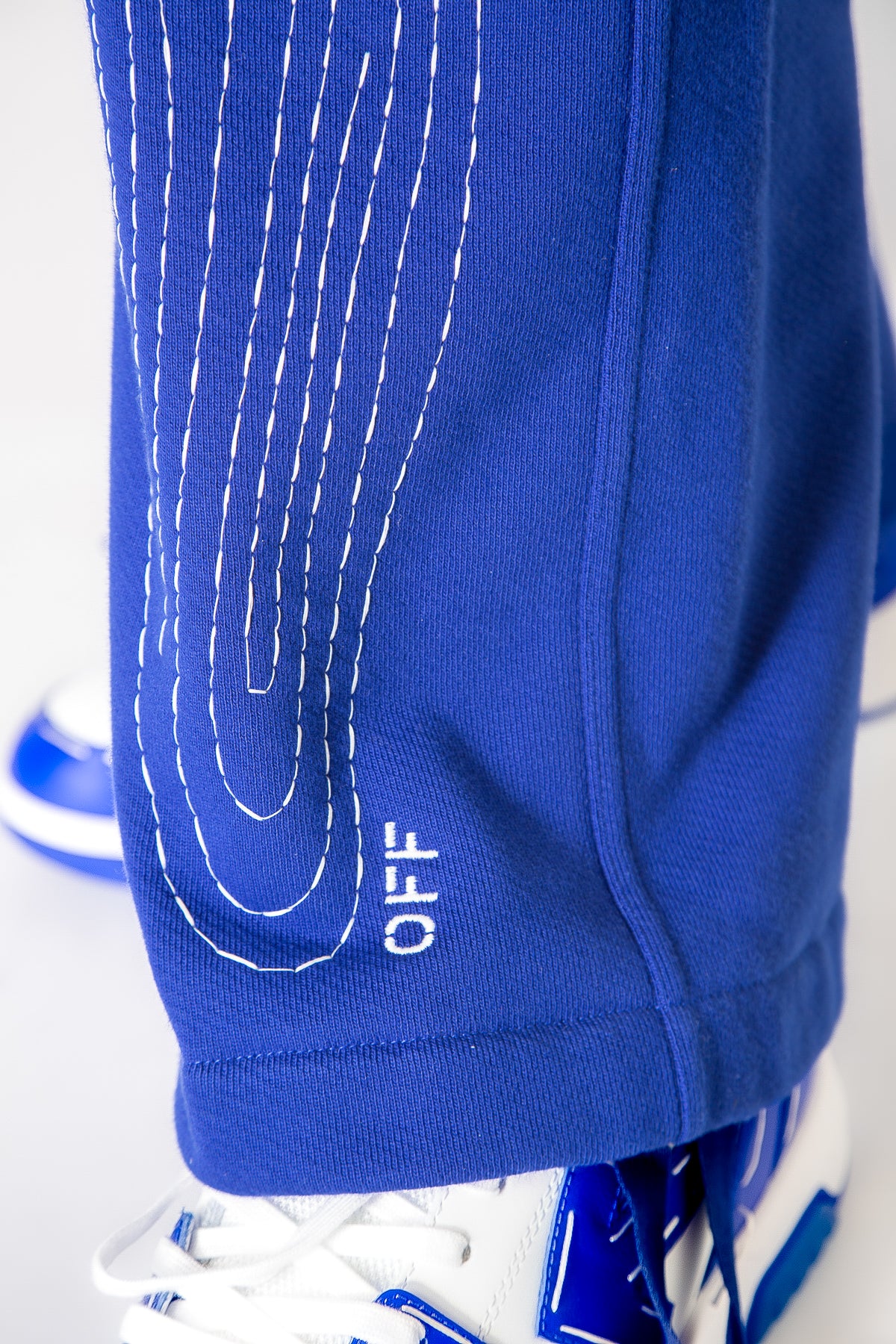 OFF-WHITE | BODY STITCH SKATE SWEATPANTS - MAXFIELD LA