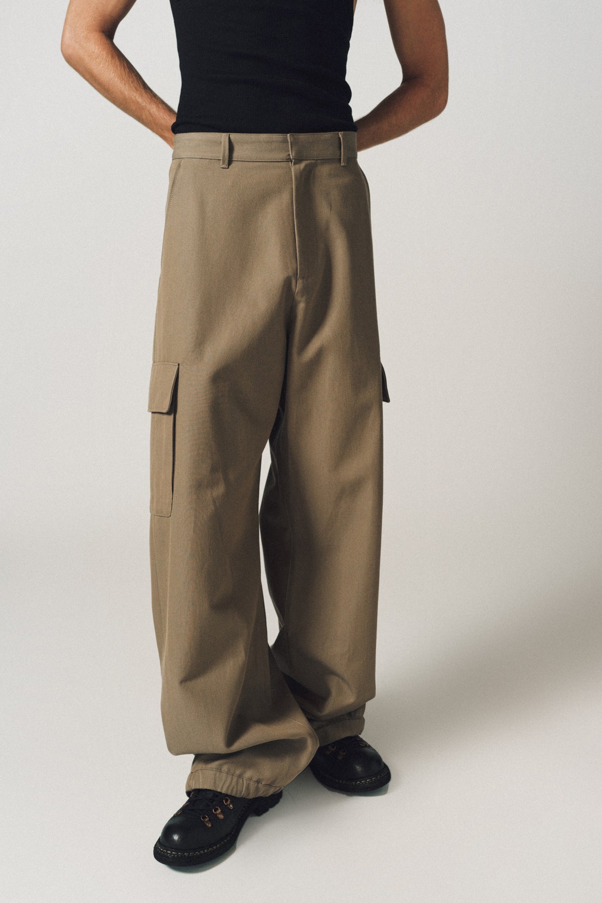 OFF-WHITE | EMBROIDERED WOOL CARGO PANTS