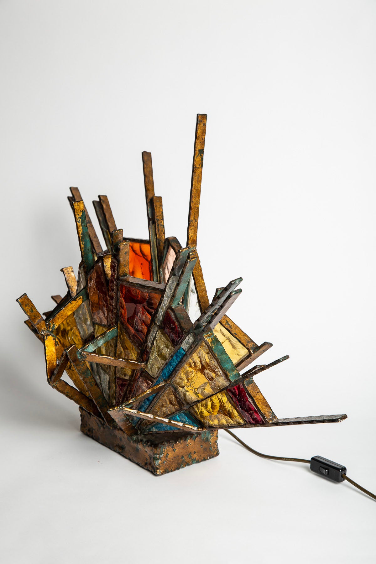 MAXFIELD PRIVATE COLLECTION | 1960'S BRUTALIST POLIARTE TABLE LAMP - MAXFIELD LA