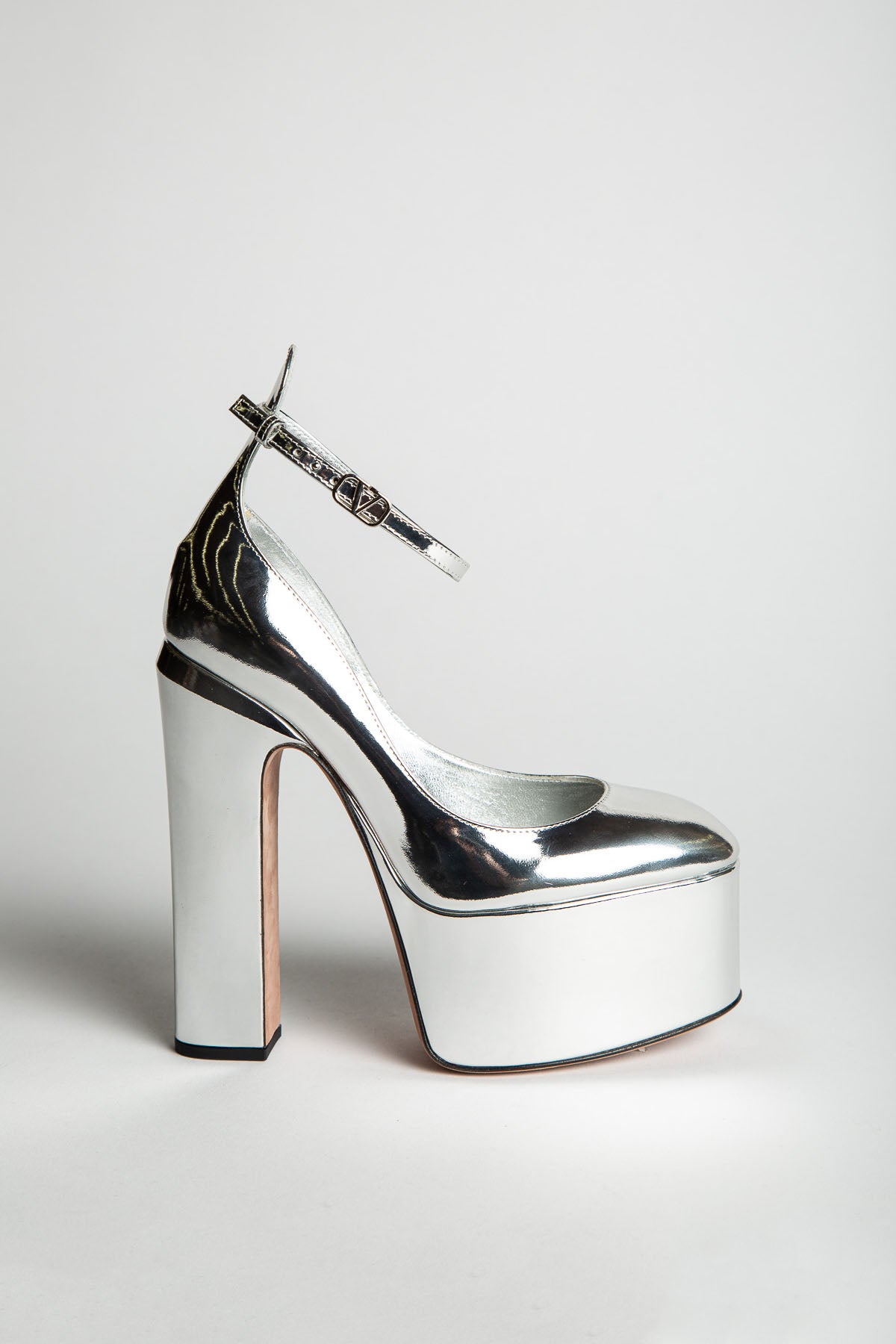 VALENTINO GARAVANI | PATENT LEATHER PUMPS - MAXFIELD LA