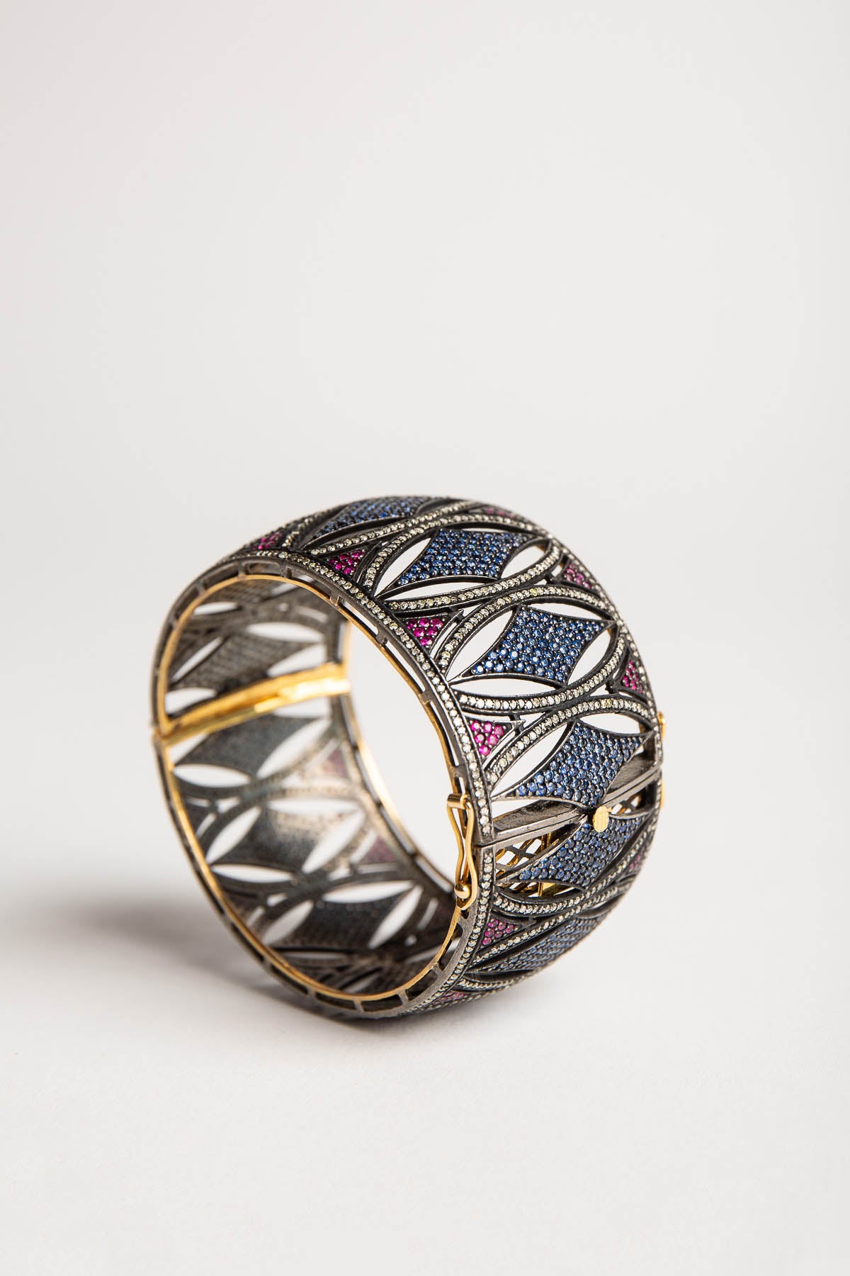 AMRAPALI LONDON | 18K YELLOW GOLD JAIPUR BLUE SAPPHIRE BRACELET - MAXFIELD LA