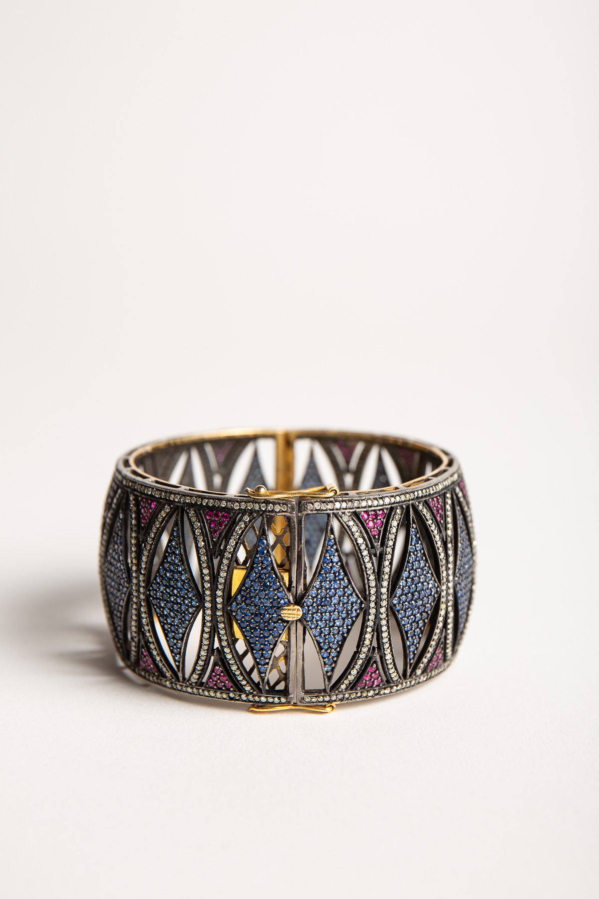 AMRAPALI LONDON | 18K YELLOW GOLD JAIPUR BLUE SAPPHIRE BRACELET - MAXFIELD LA