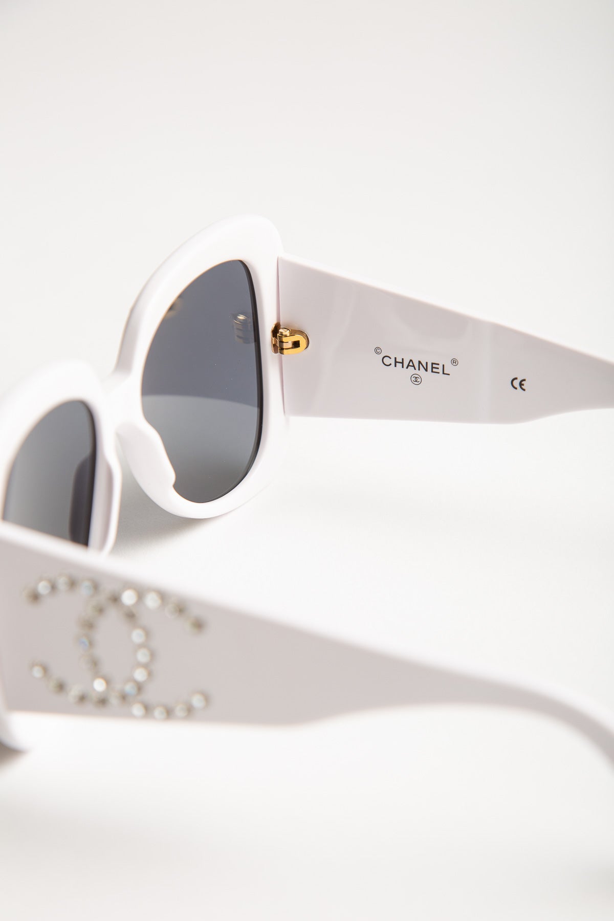VINTAGE CHANEL | 1995 OVERSIZED CHANEL SUNGLASSES - MAXFIELD LA