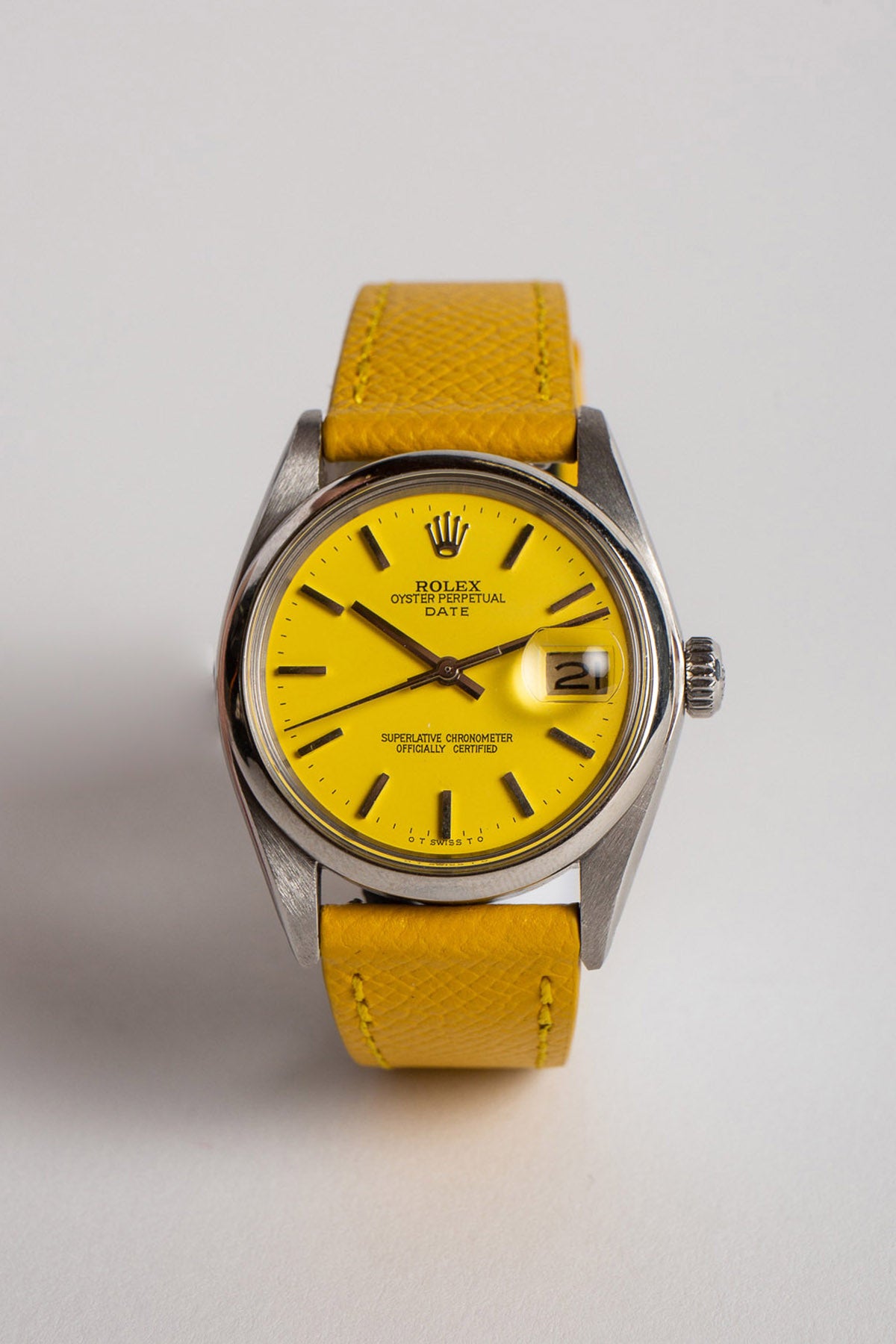 ROLEX | 1975-76 ROLEX OYSTER PERPETUAL DATEJUST WATCH - MAXFIELD LA