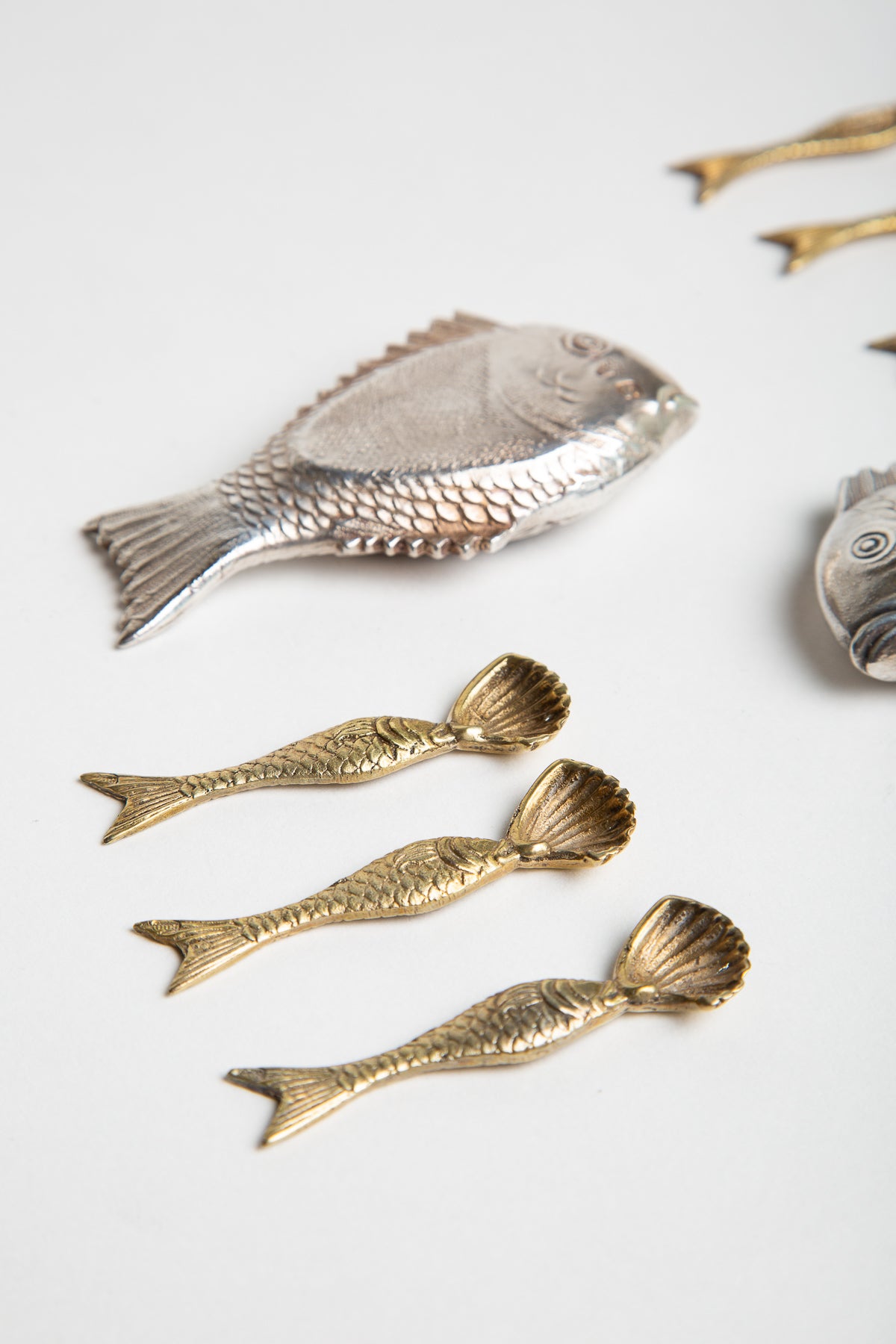 MAXFIELD PRIVATE COLLECTION | 1940'S ATTILIO CODOGNATO SET OF 12 VENETIAN SILVER SALT CELLARS