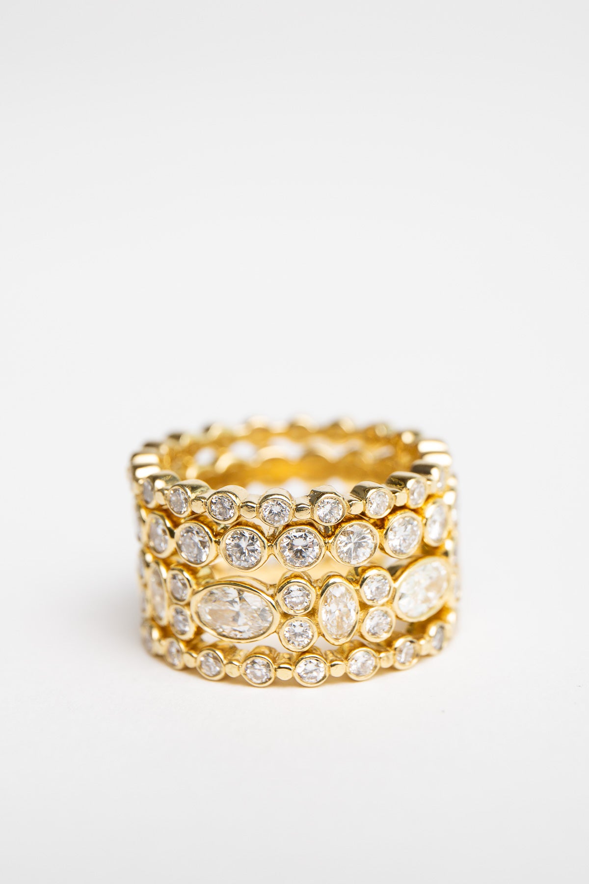 MAUD JEWELRY | 18K GOLD 30 DIAMOND STACK RING - MAXFIELD LA