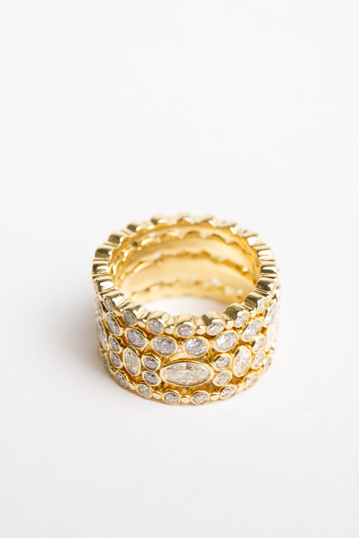 MAUD JEWELRY | 18K GOLD 30 DIAMOND STACK RING - MAXFIELD LA