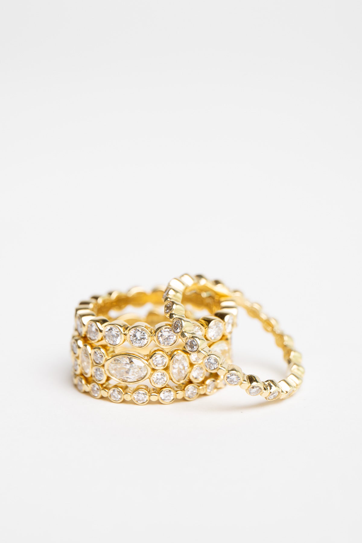 MAUD JEWELRY | 18K GOLD 30 DIAMOND STACK RING - MAXFIELD LA