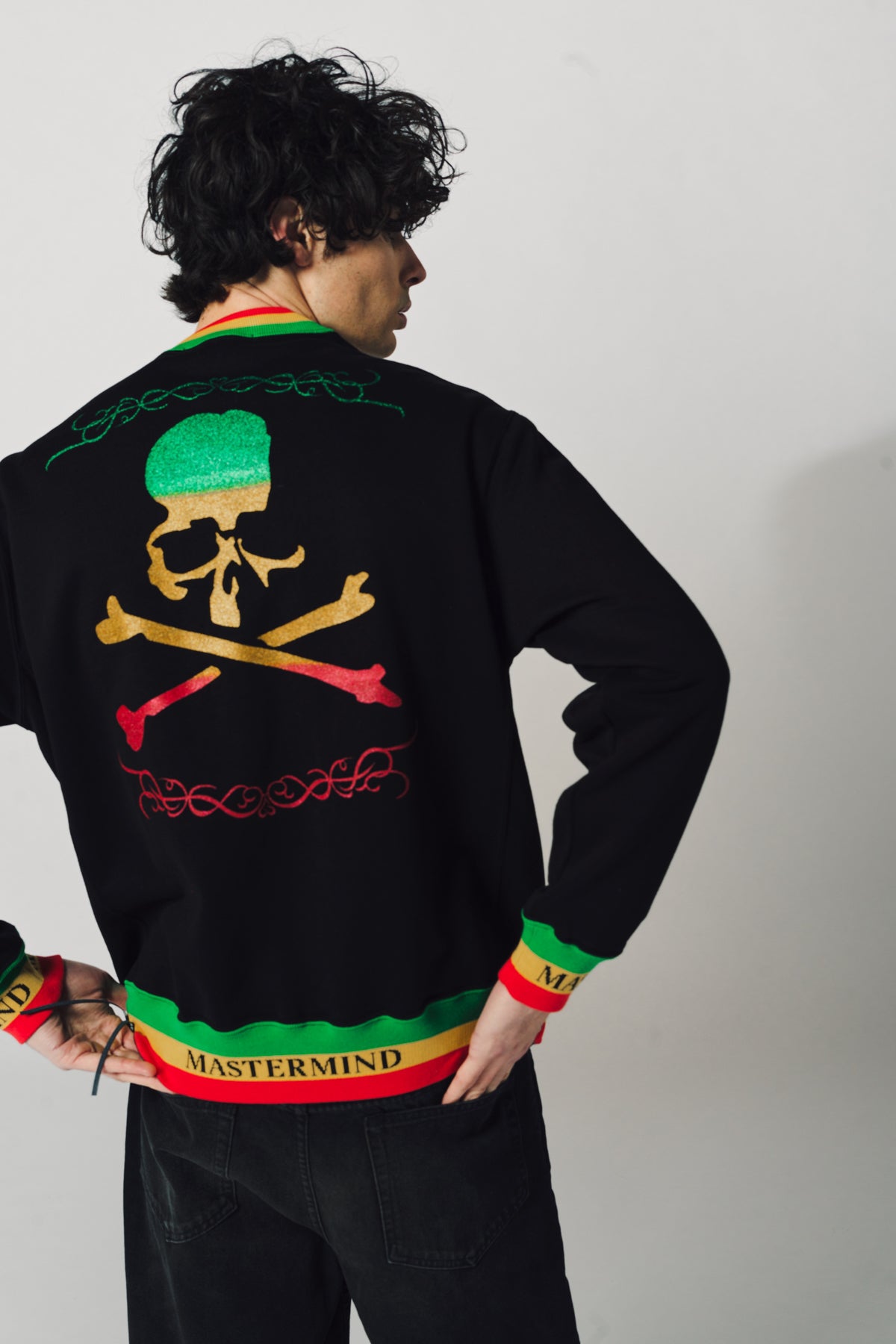 MASTERMIND | PONCHO CREWNECK - MAXFIELD LA
