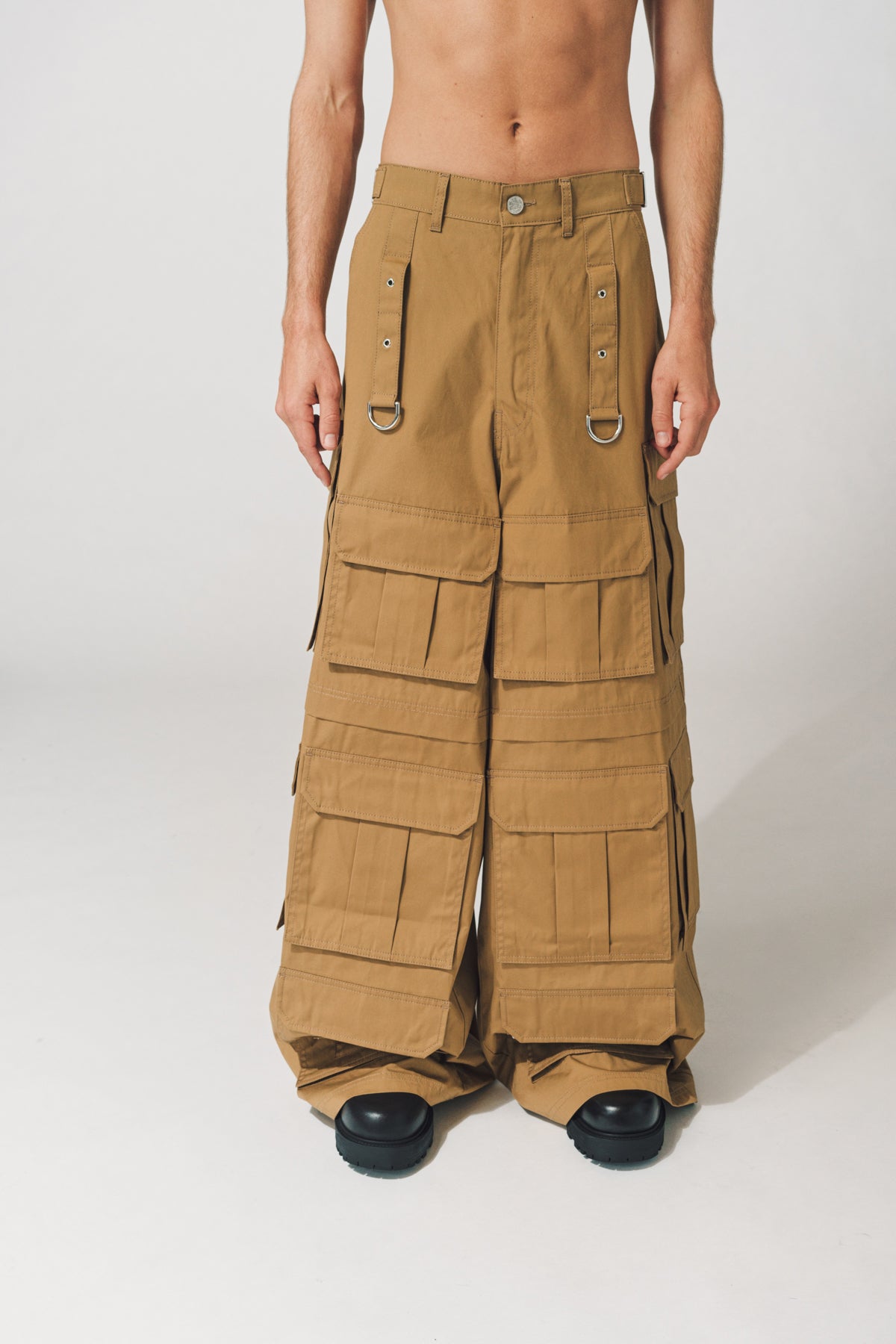 VETEMENTS | MULTIPOCKET CARGO PANTS - MAXFIELD LA