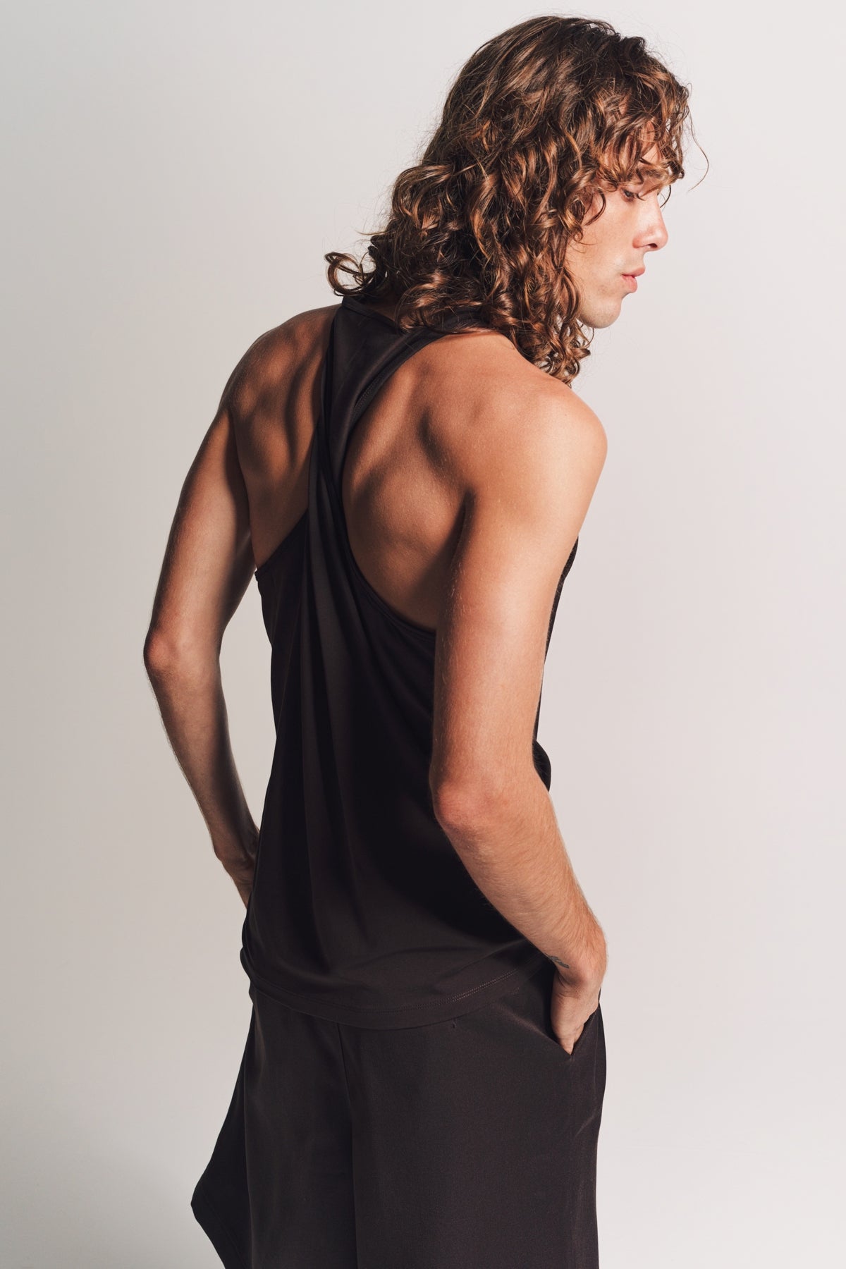 LOUIS GABRIEL NOUCHI | TANK TOP WITH TWISTED BACK IN LYOCELL