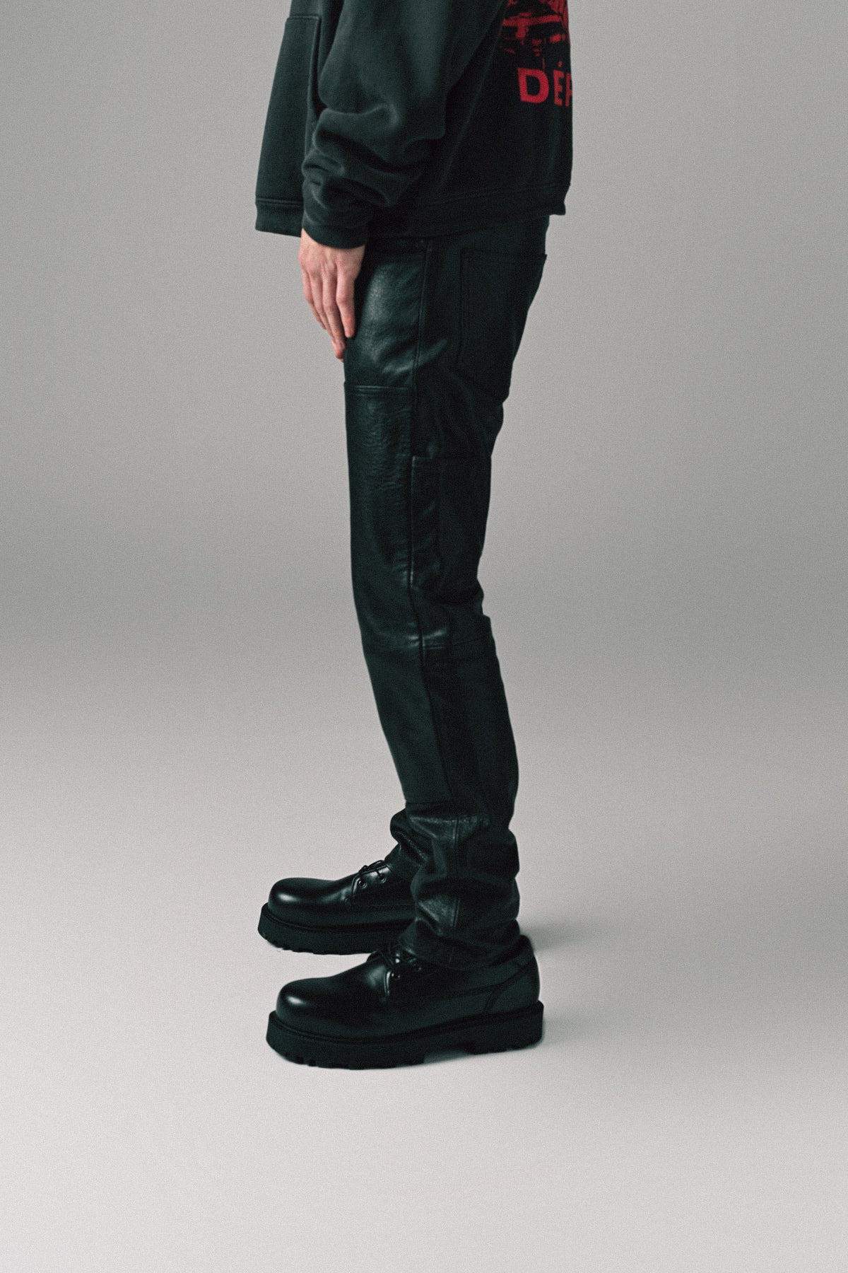 ENFANTS RICHES DÉPRIMÉS | LEATHER CARPENTER JEANS - MAXFIELD LA