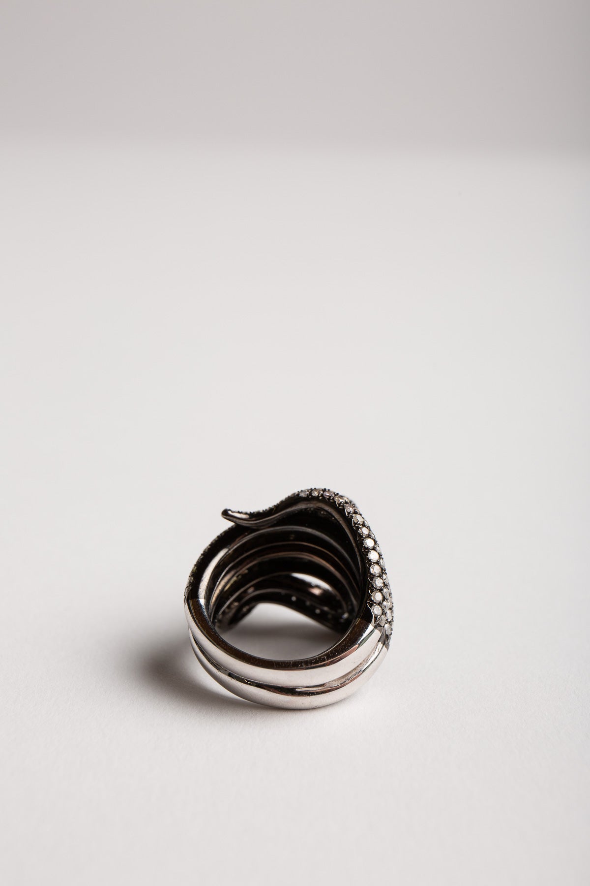 STEFERE | 18K WHITE GOLD 332 DIAMOND SNAKE RING - MAXFIELD LA