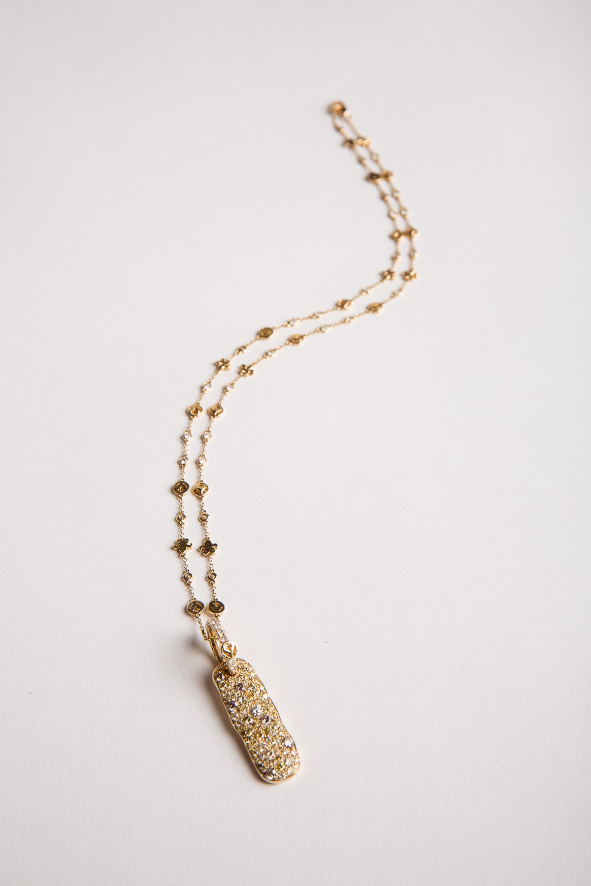 LOREE RODKIN | TINY LOGO CHAIN DIAMOND NECKLACE - MAXFIELD LA