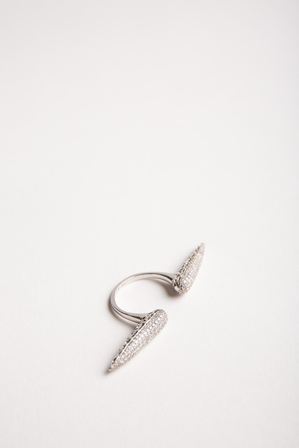 STEFERE | 18K WHITE GOLD DOUBLE CONE 1.45 DIAMOND RING - MAXFIELD LA