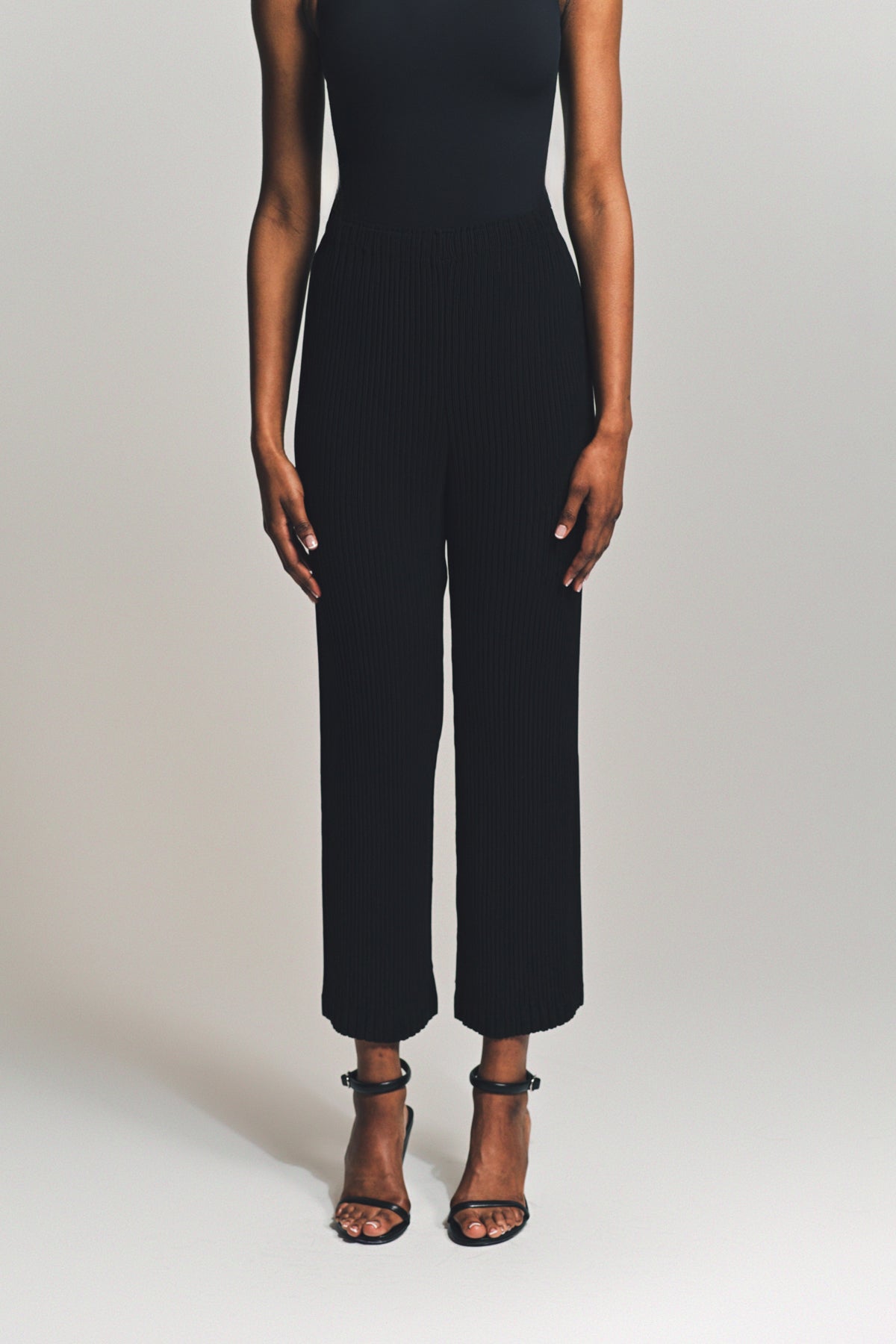 ISSEY MIYAKE | HATCHING PLEAT PANTS