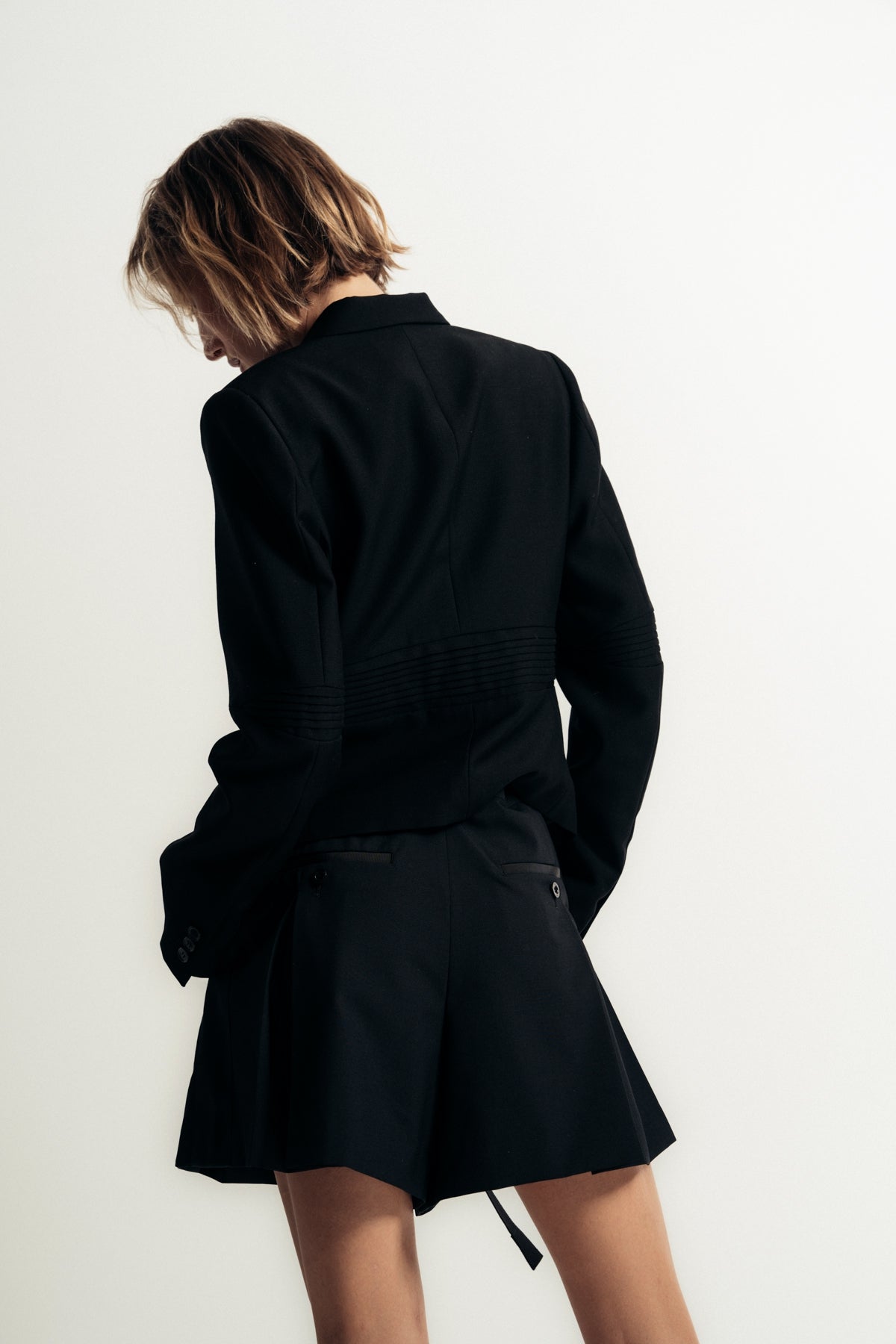 SACAI | SUITING SHORTS - MAXFIELD LA