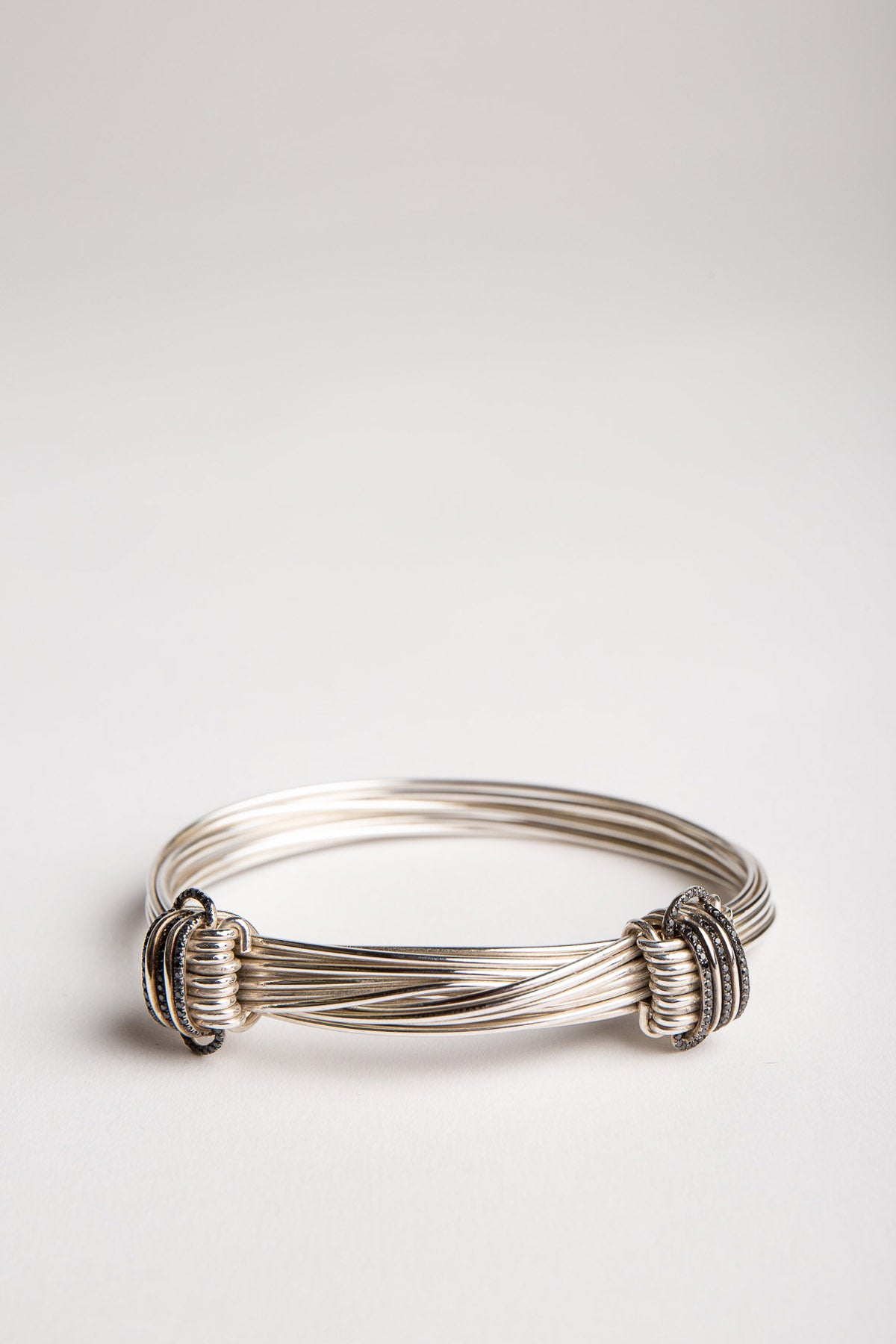 ÉLGÉ | 9 ROW BLACK DIAMOND BRACELET - MAXFIELD LA