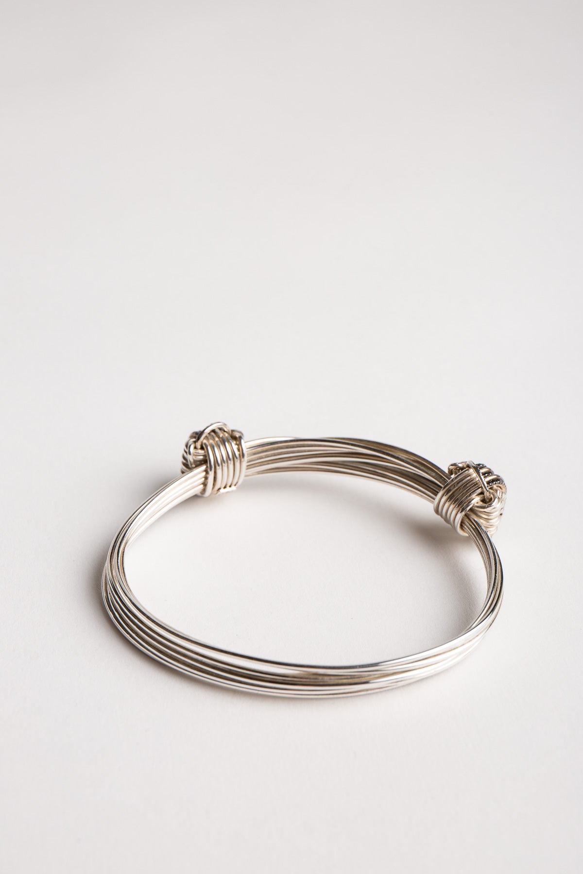 ÉLGÉ | 9 ROW BLACK DIAMOND BRACELET