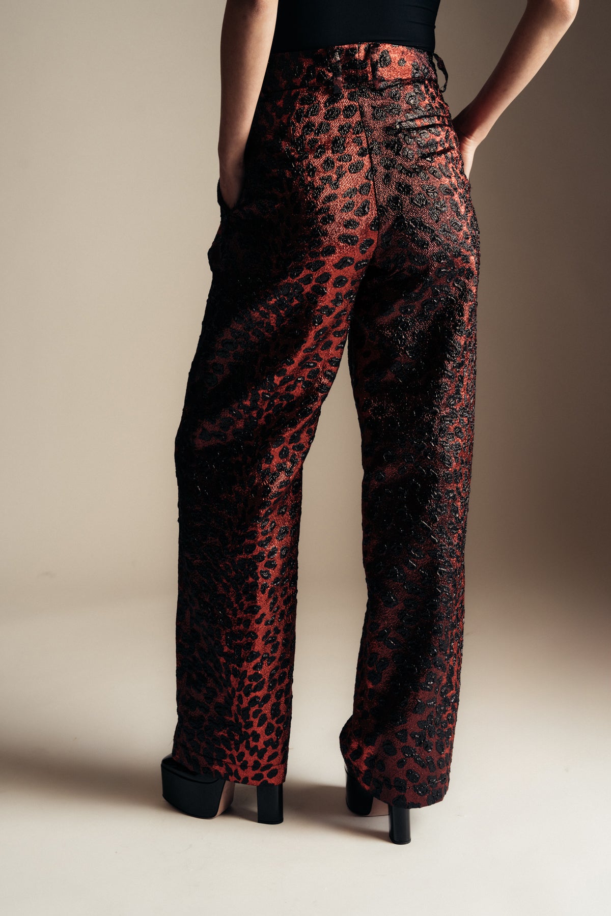 LIBERTINE | NIGHT LEOPARD PLEATED PANTS