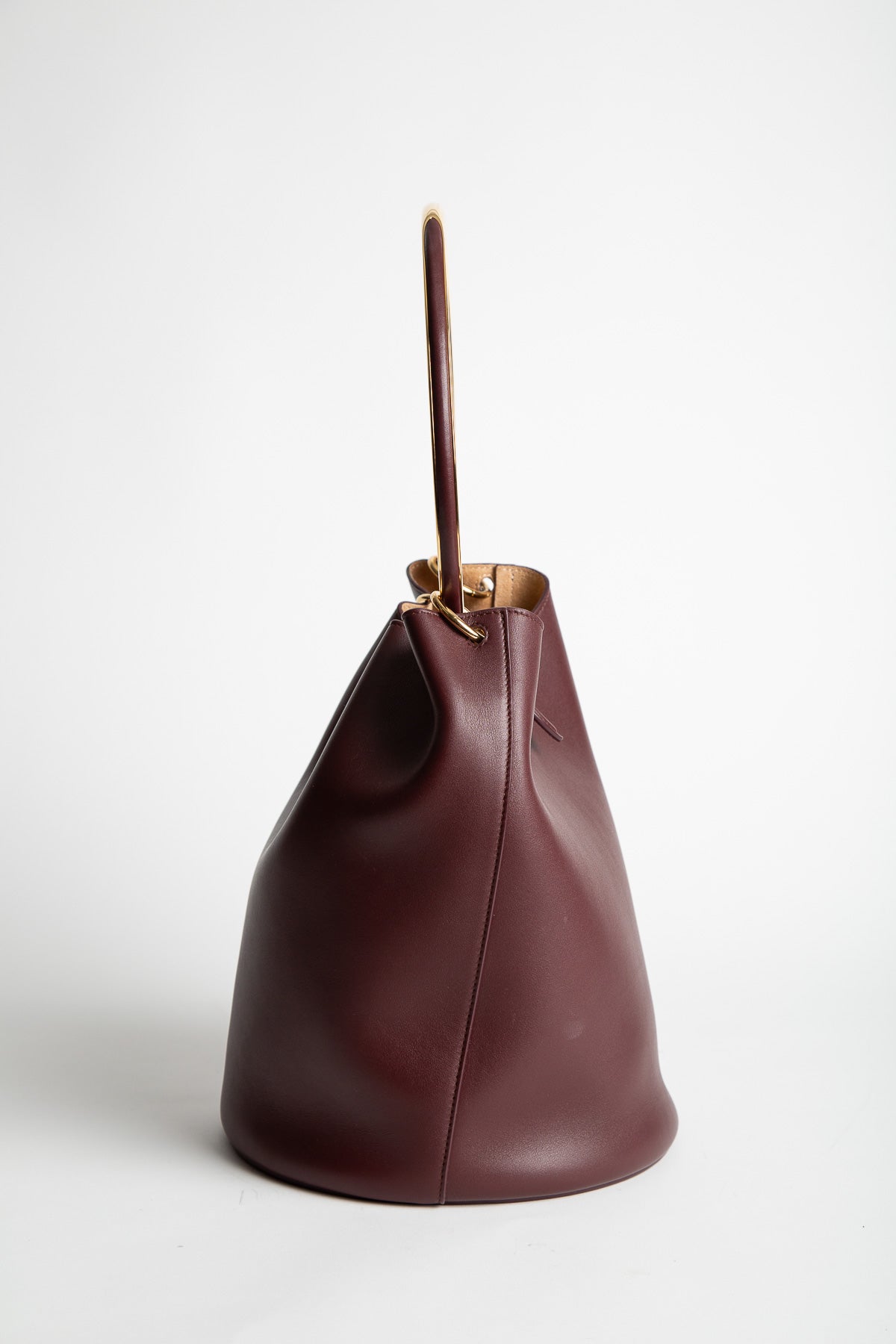ALAÏA | Ring Bucket Bag