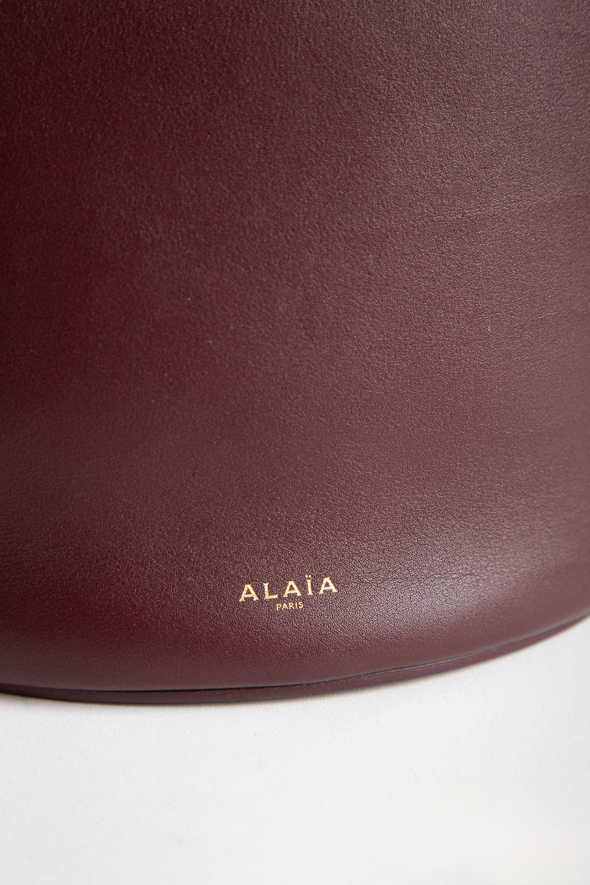 ALAÏA | Ring Bucket Bag
