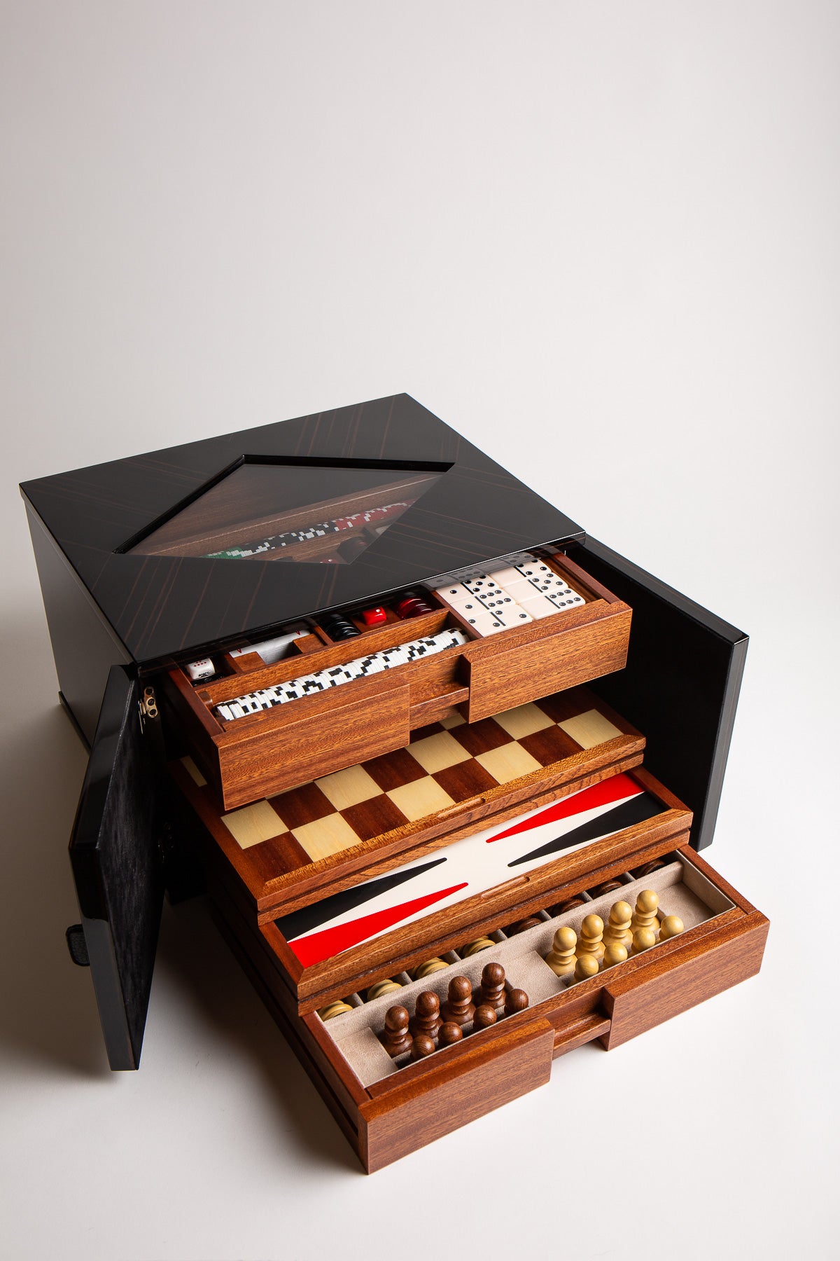 AGRESTI | GAME NIGHT - MAXFIELD LA