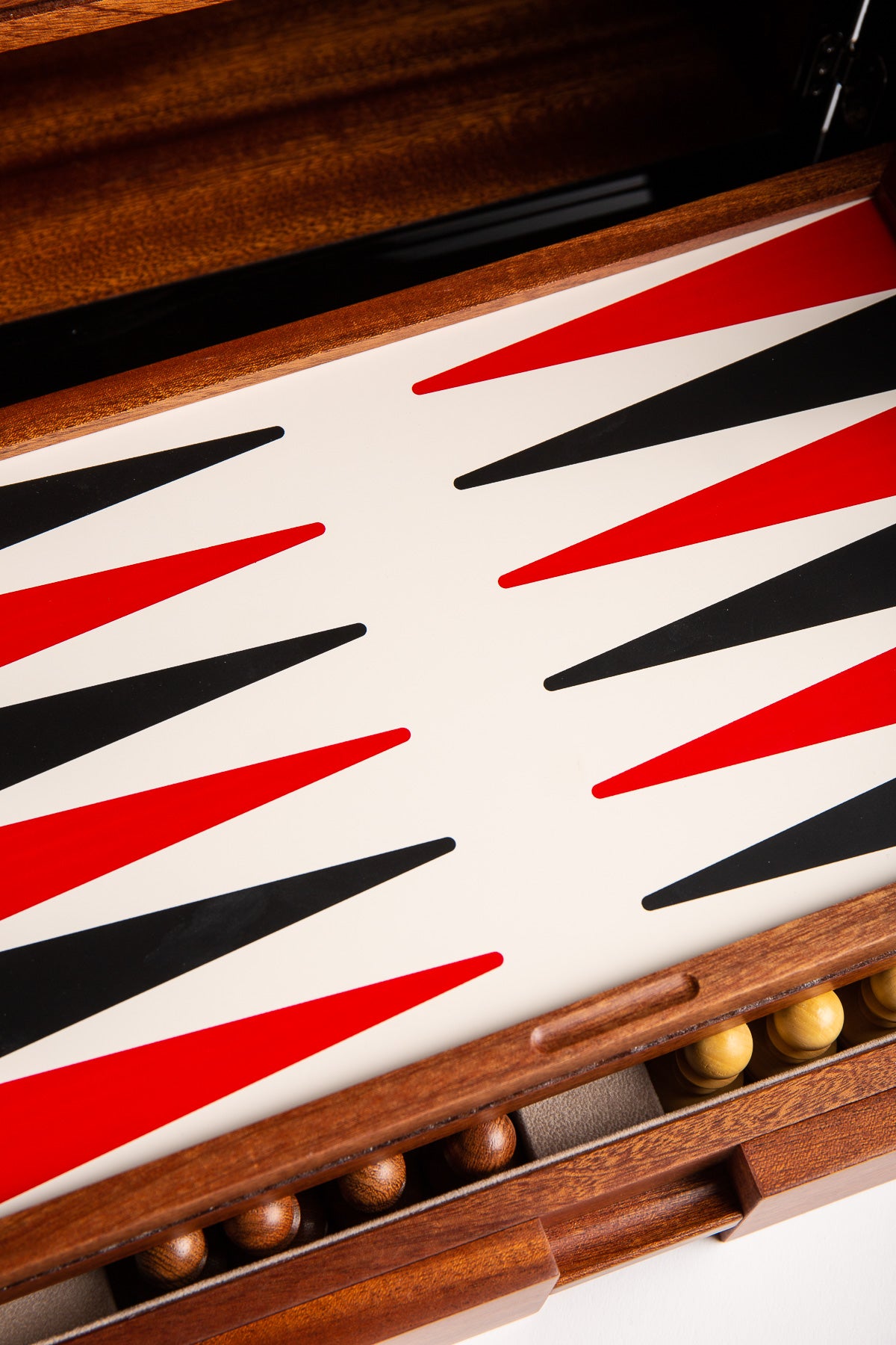 AGRESTI | GAME NIGHT - MAXFIELD LA