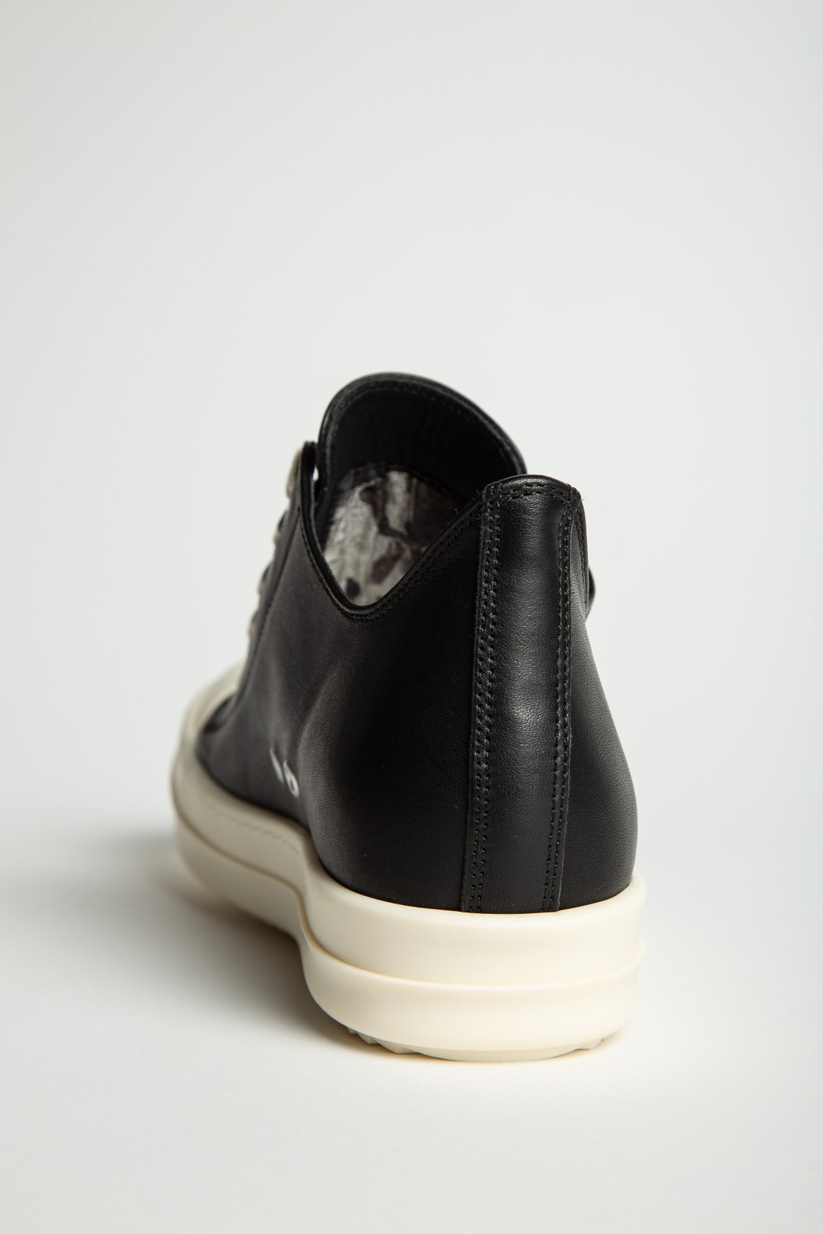 RICK OWENS | LOW SNEAKERS - MAXFIELD LA