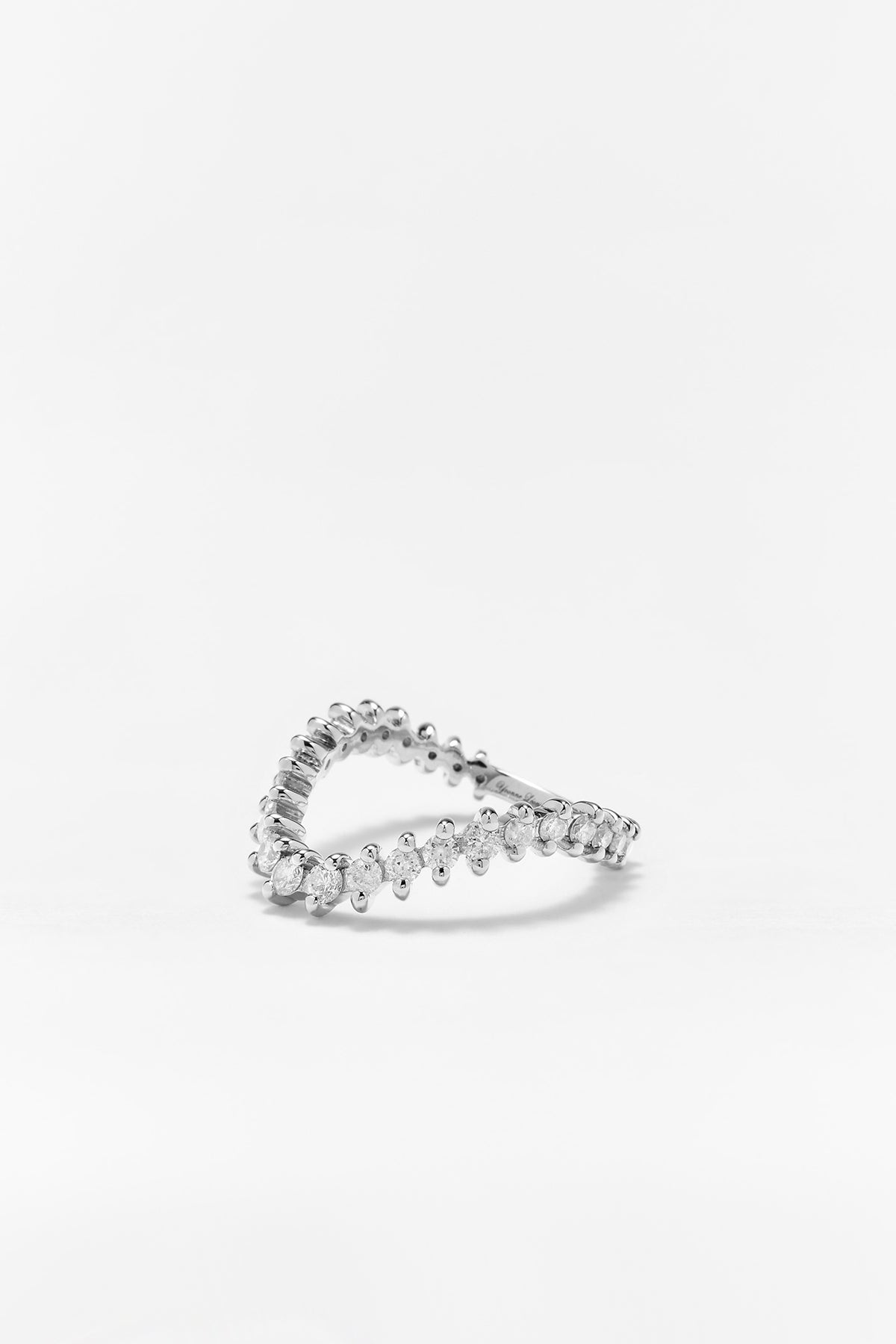 YVONNE LÉON | DIAMOND WAVE RING