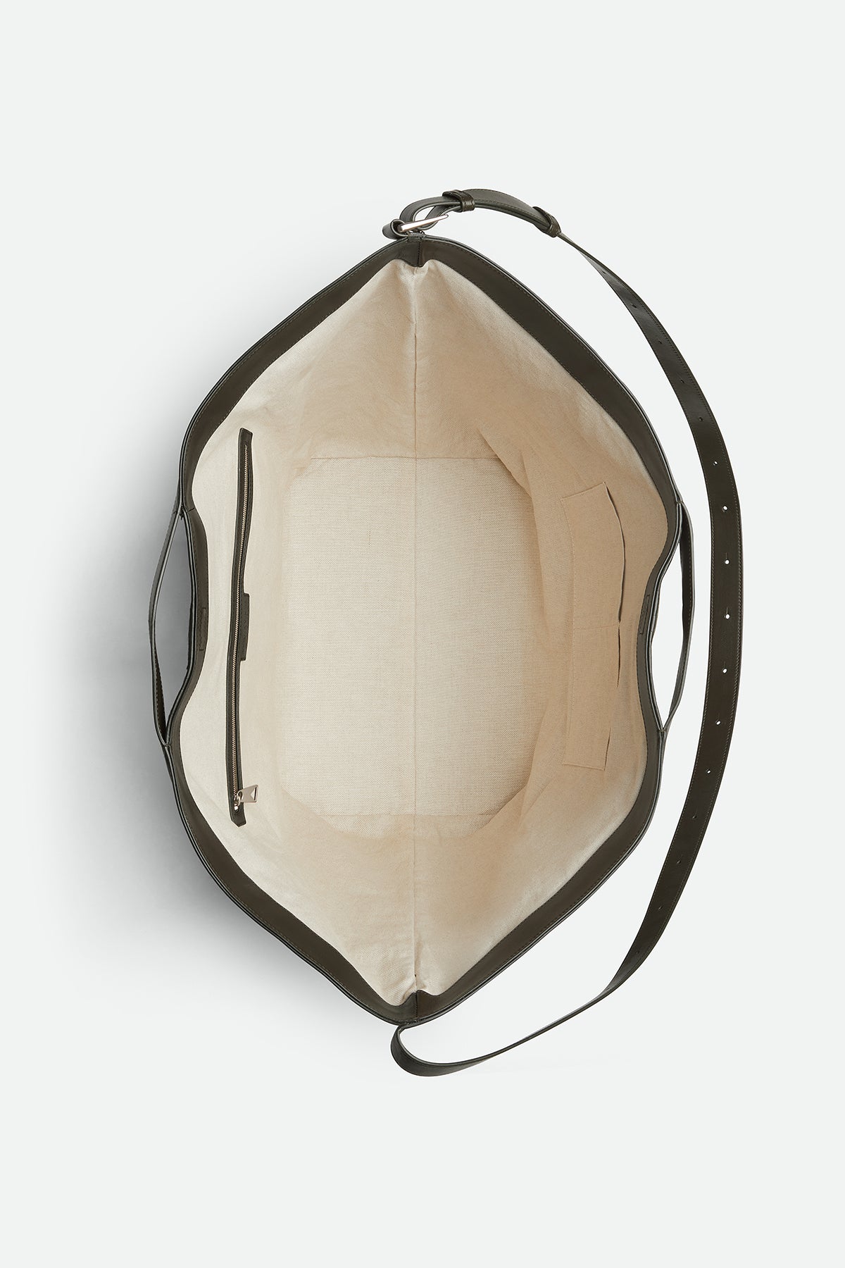 BOTTEGA VENETA | LARGE PASSENGER - MAXFIELD LA