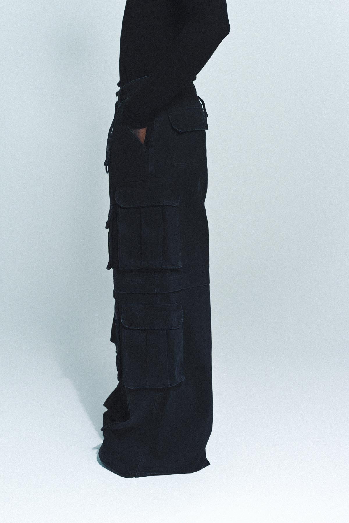 VETEMENTS | POCKET CARGO JEANS - MAXFIELD LA