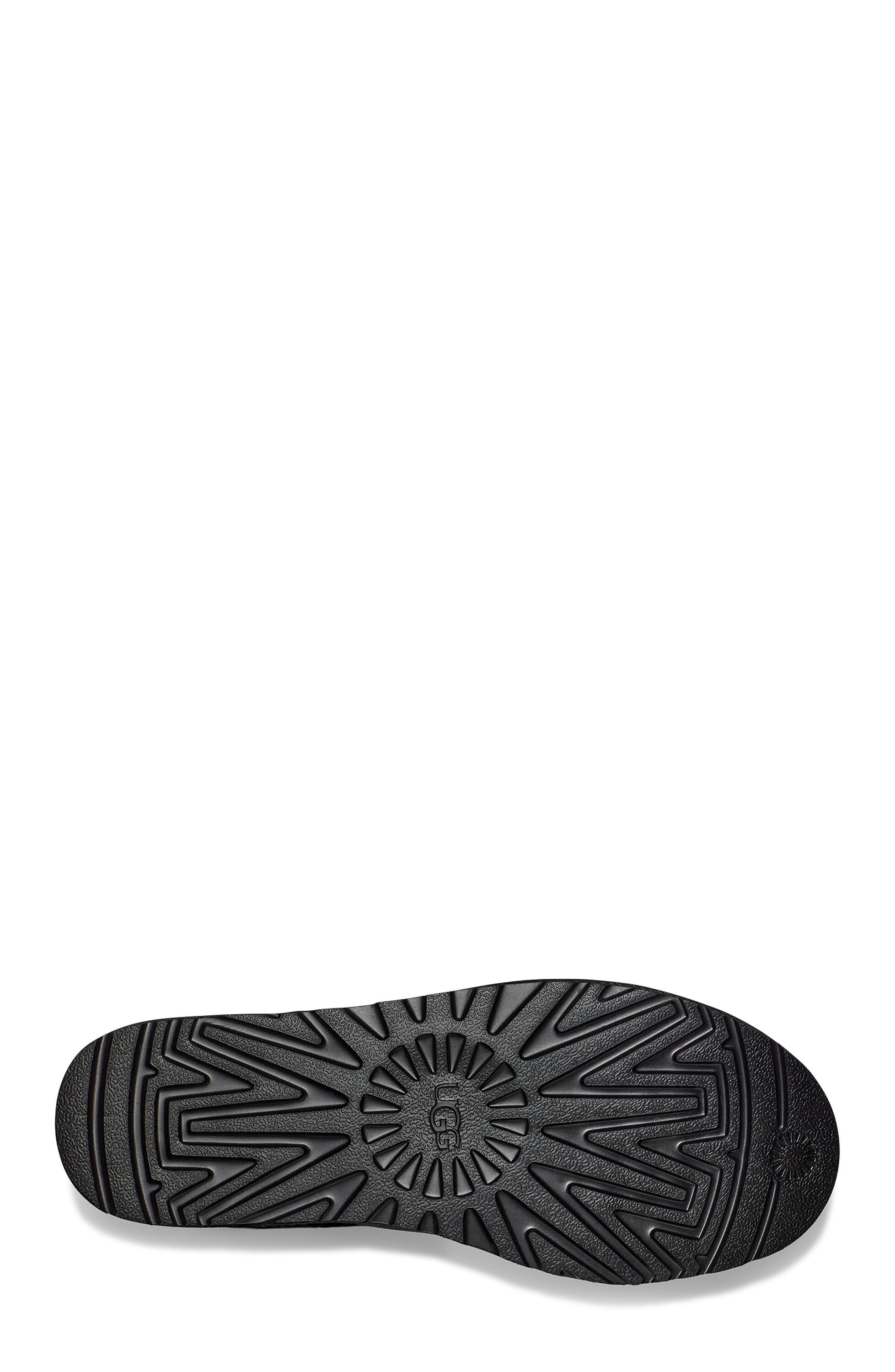 GALLERY DEPT. | UGG CLASSIC SHORT BOOT - MAXFIELD LA