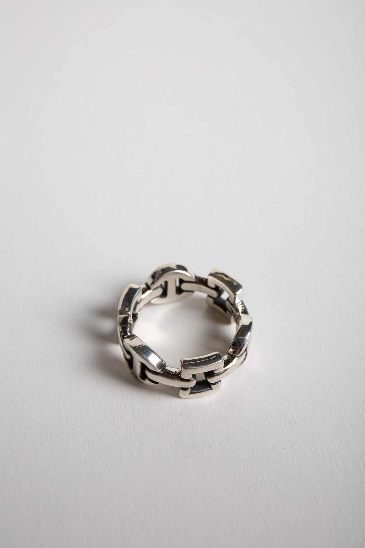 NAHMIAS | STERLING SILVER CLASSIC TRI-LINK RING