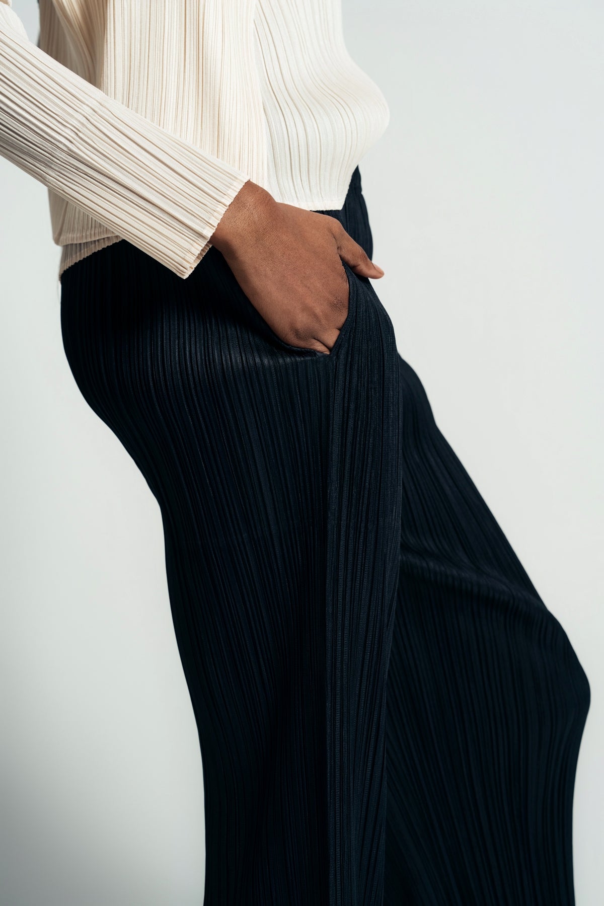 PLEATS PLEASE ISSEY MIYAKE | THICKER PANTS