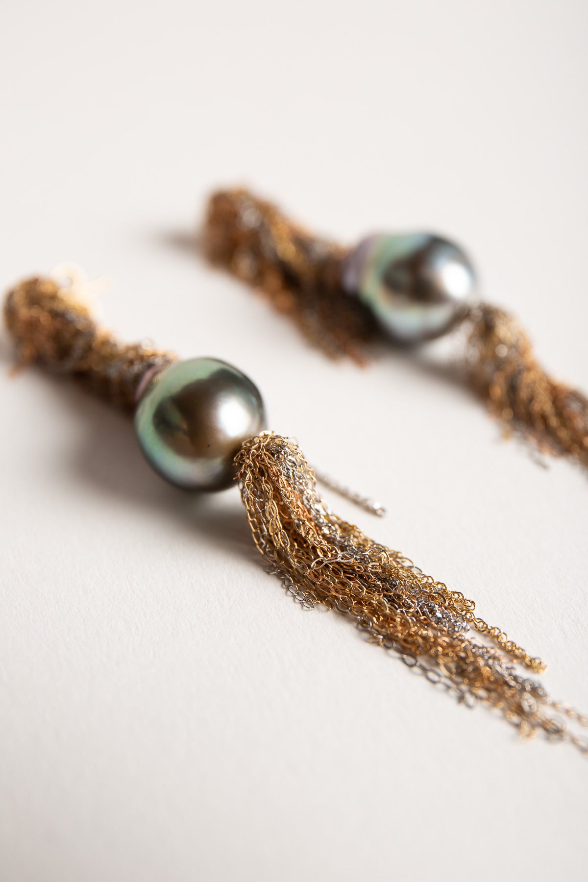 MARTIN BERNSTEIN | GOLD PEARL EARRINGS