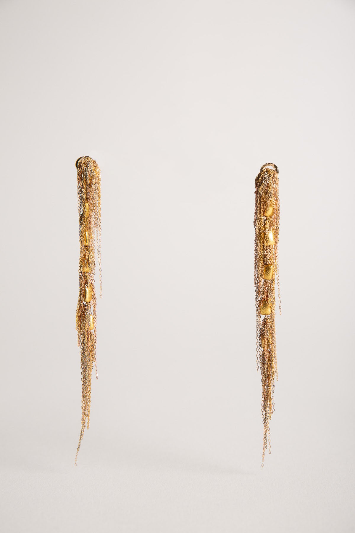 MARTIN BERNSTEIN | GOLD OMEGA EARRINGS - MAXFIELD LA