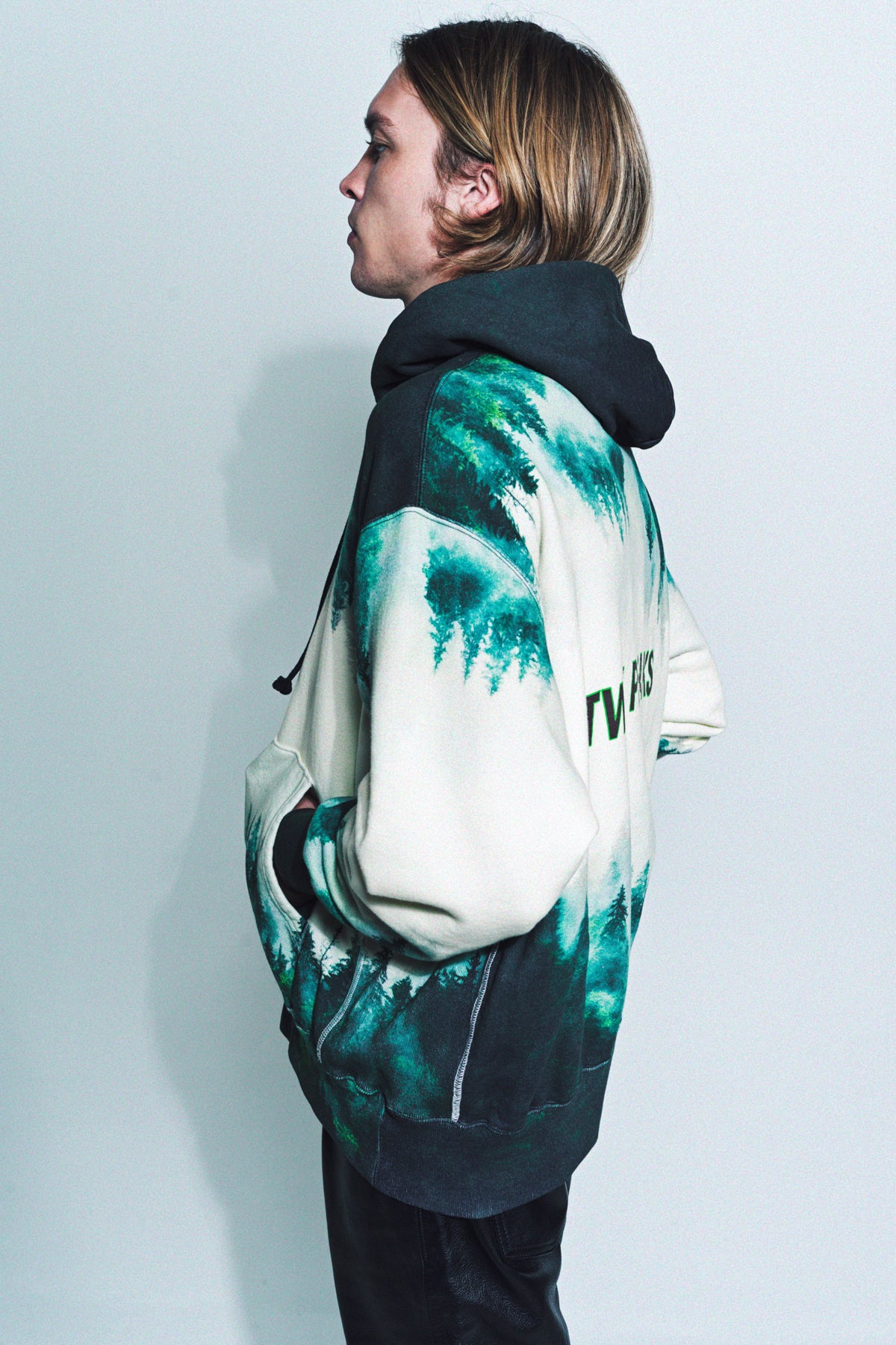 UNDERCOVER | PRINTED HOODIE - MAXFIELD LA