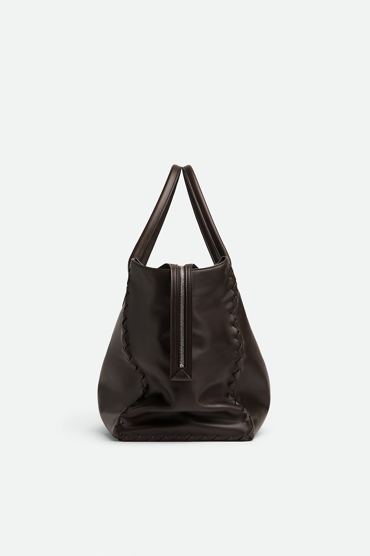 BOTTEGA VENETA | LARGE ZIPPED CABAT - MAXFIELD LA