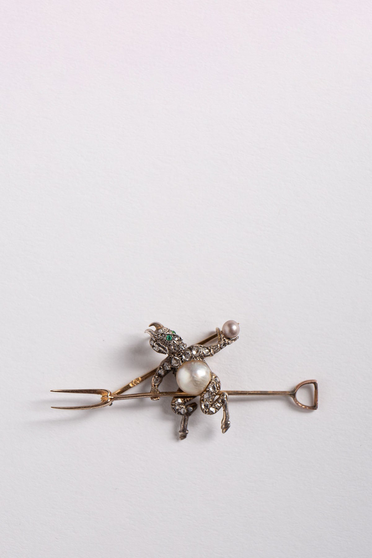 MAXFIELD PRIVATE COLLECTION | VINTAGE DEVIL PIN - MAXFIELD LA