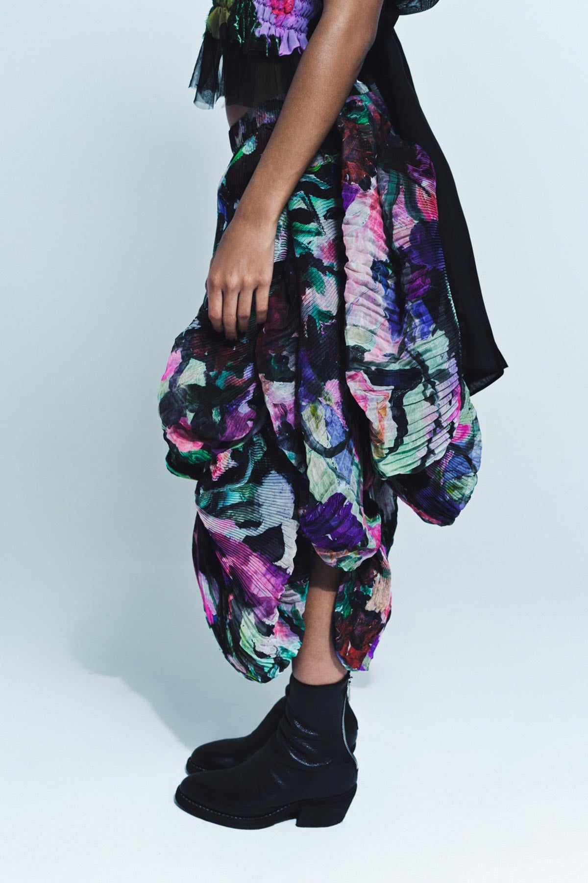 CAROLINE HU | FLOWER PRINT SEASHELL PLEATED SKIRT - MAXFIELD LA