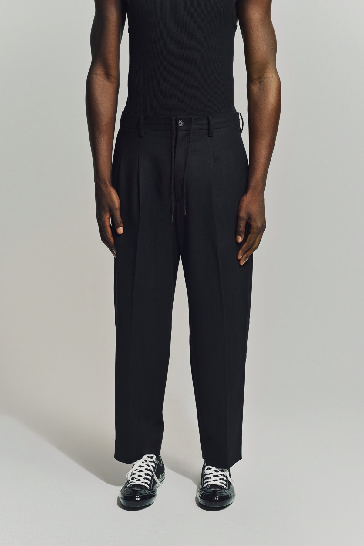 THE SOLOIST | TWO TUCK PANTS