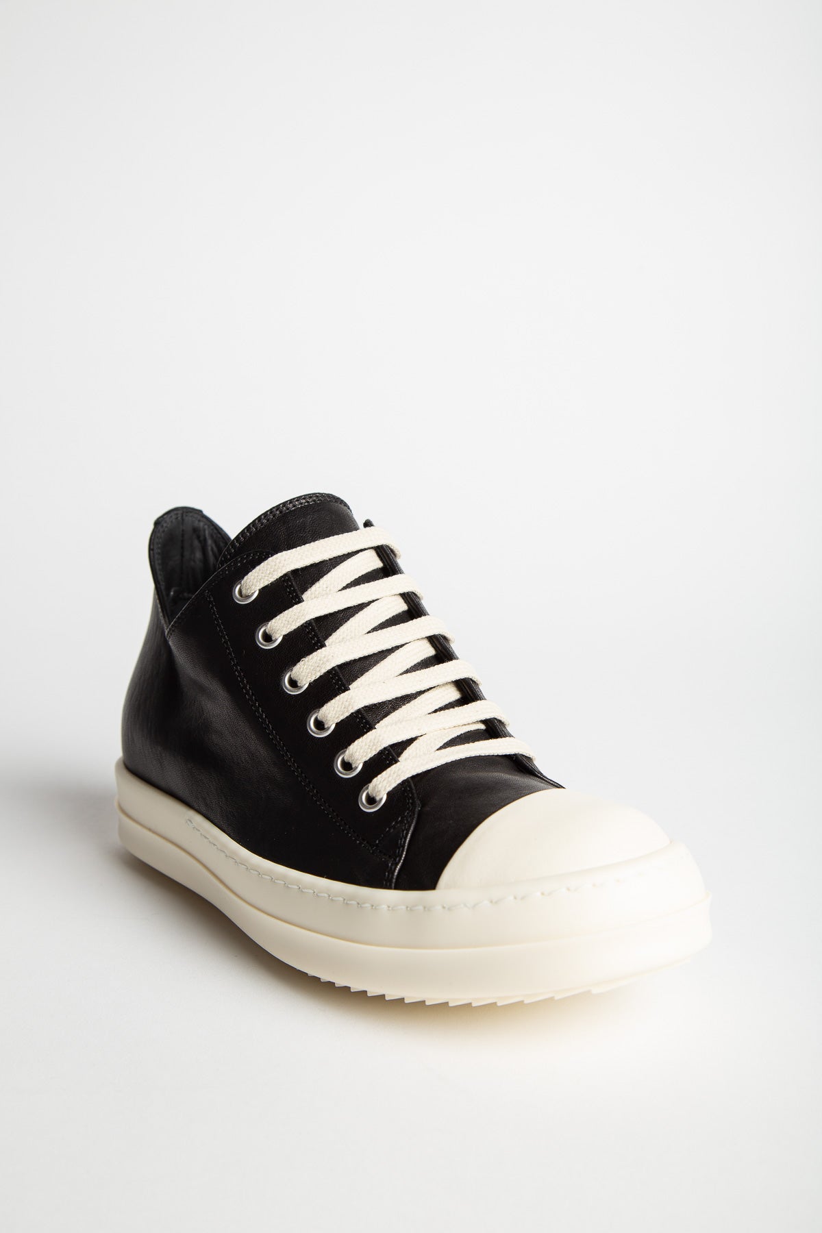 RICK OWENS | LOW SNEAKERS - MAXFIELD LA