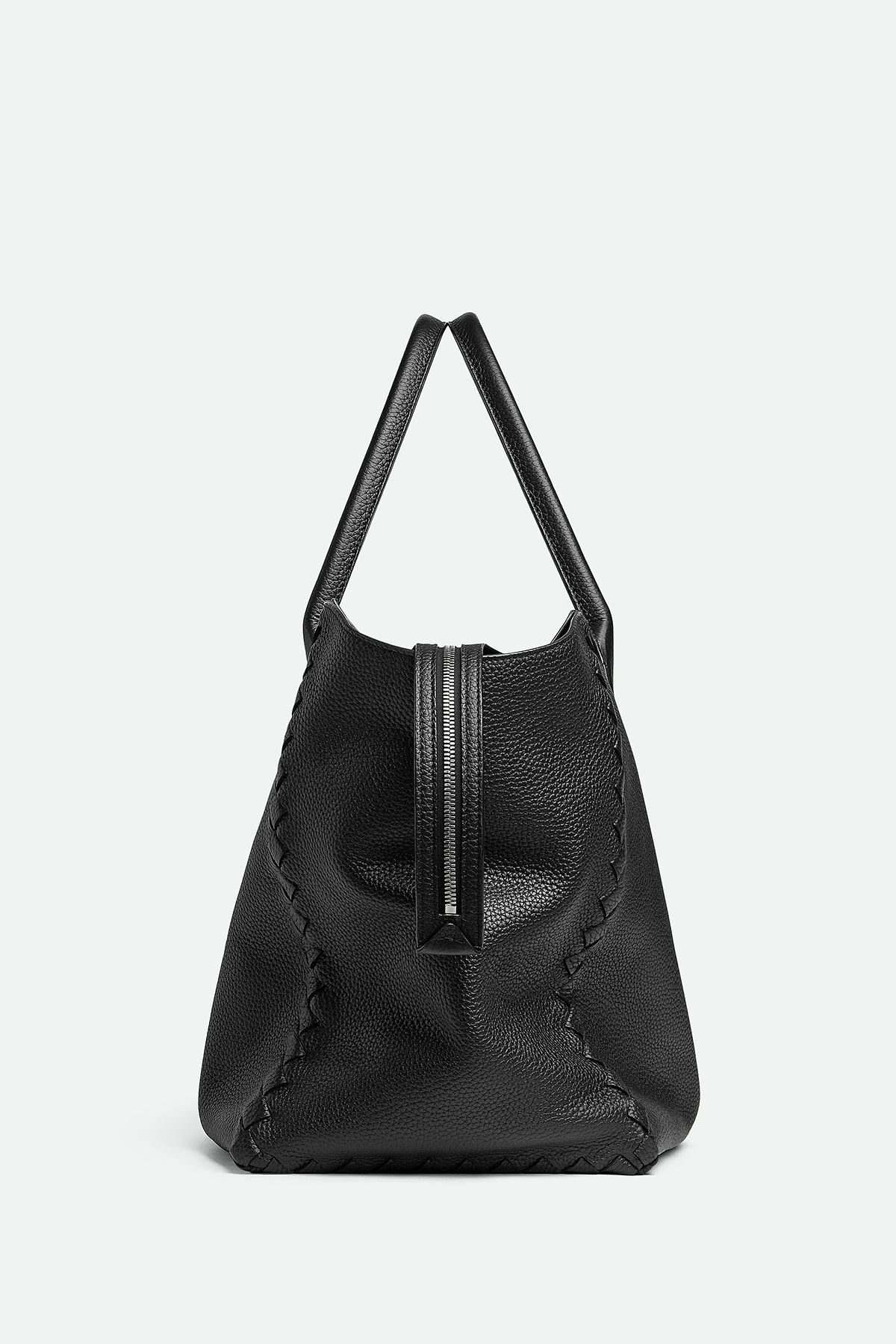 BOTTEGA VENETA | LARGE ZIP CABAT - MAXFIELD LA