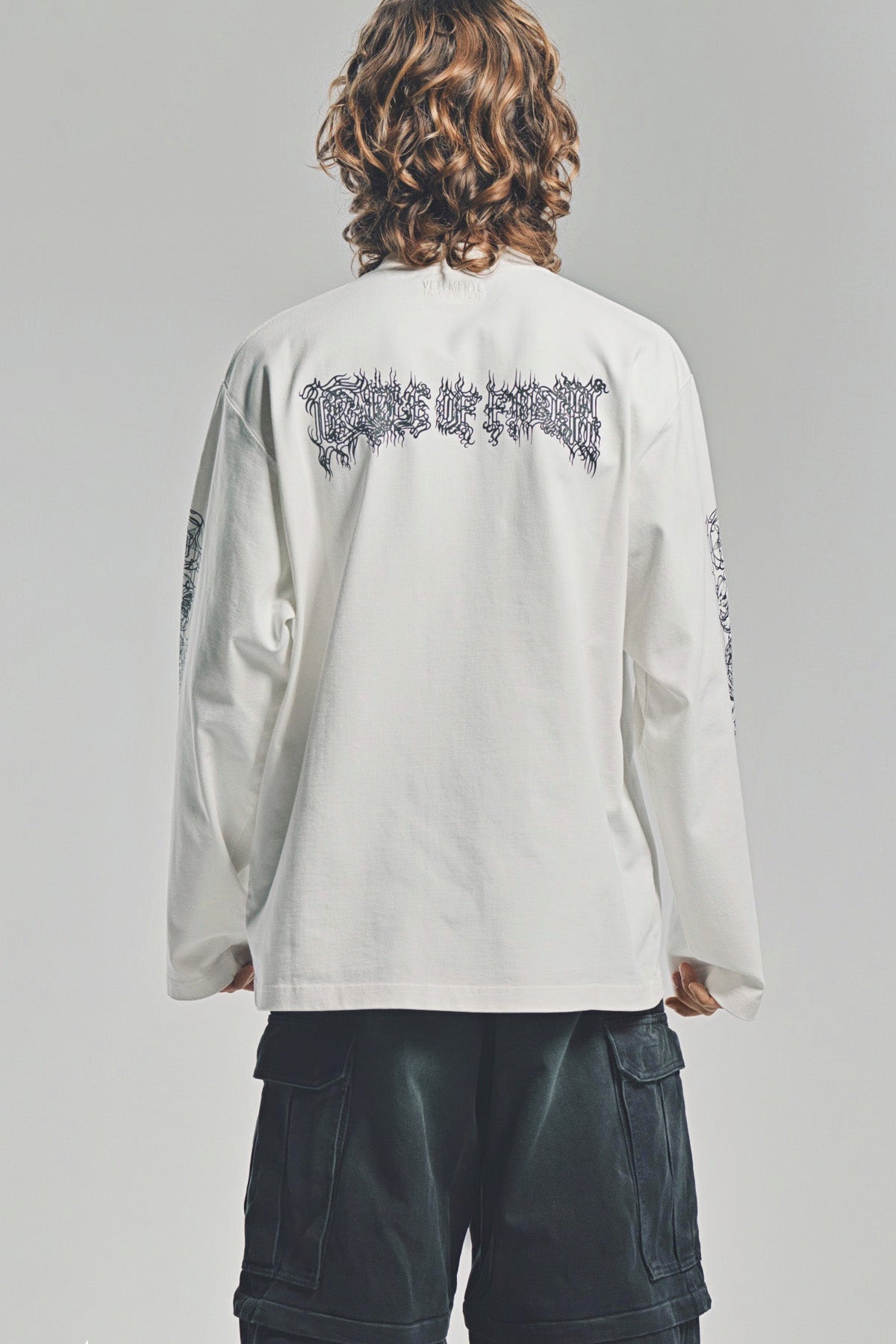 CVTVLIST OLD ALPHABET LONGSLEEVE TEE 【公式通販】