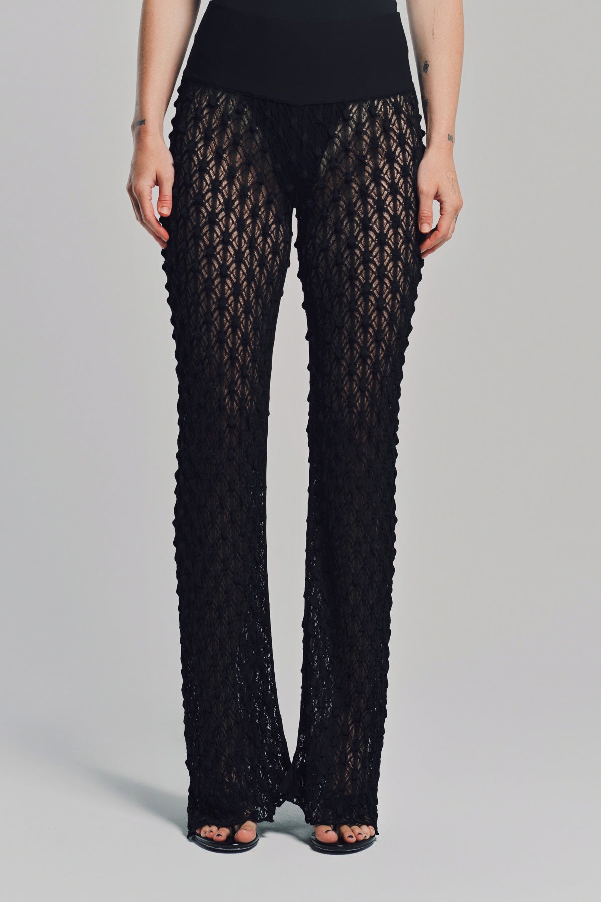 ALAÏA | LACE KNIT PANTS
